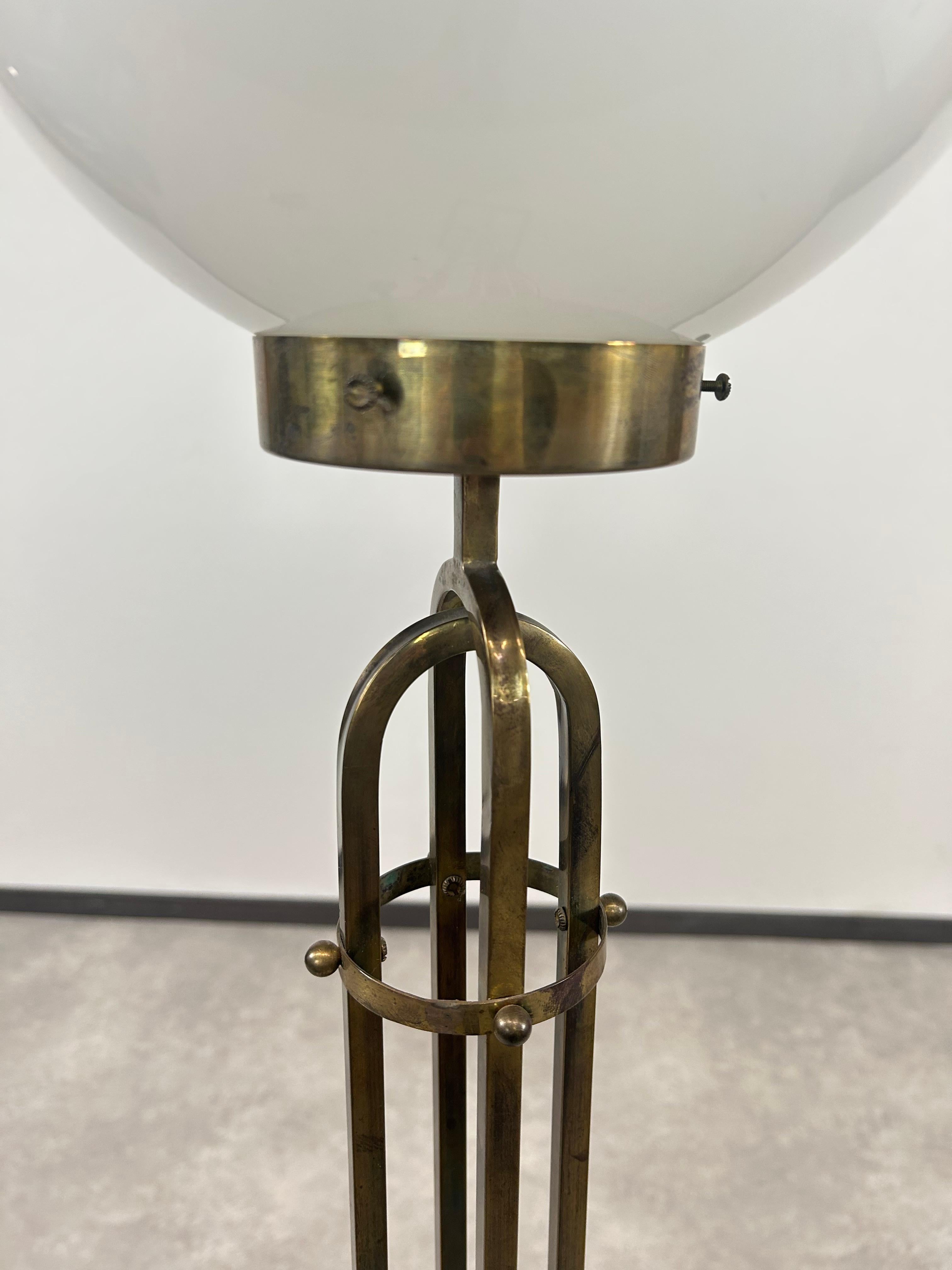 Metà XX secolo Coppia di lampade da terra in stile art nouveau di Adolf Loos in vendita