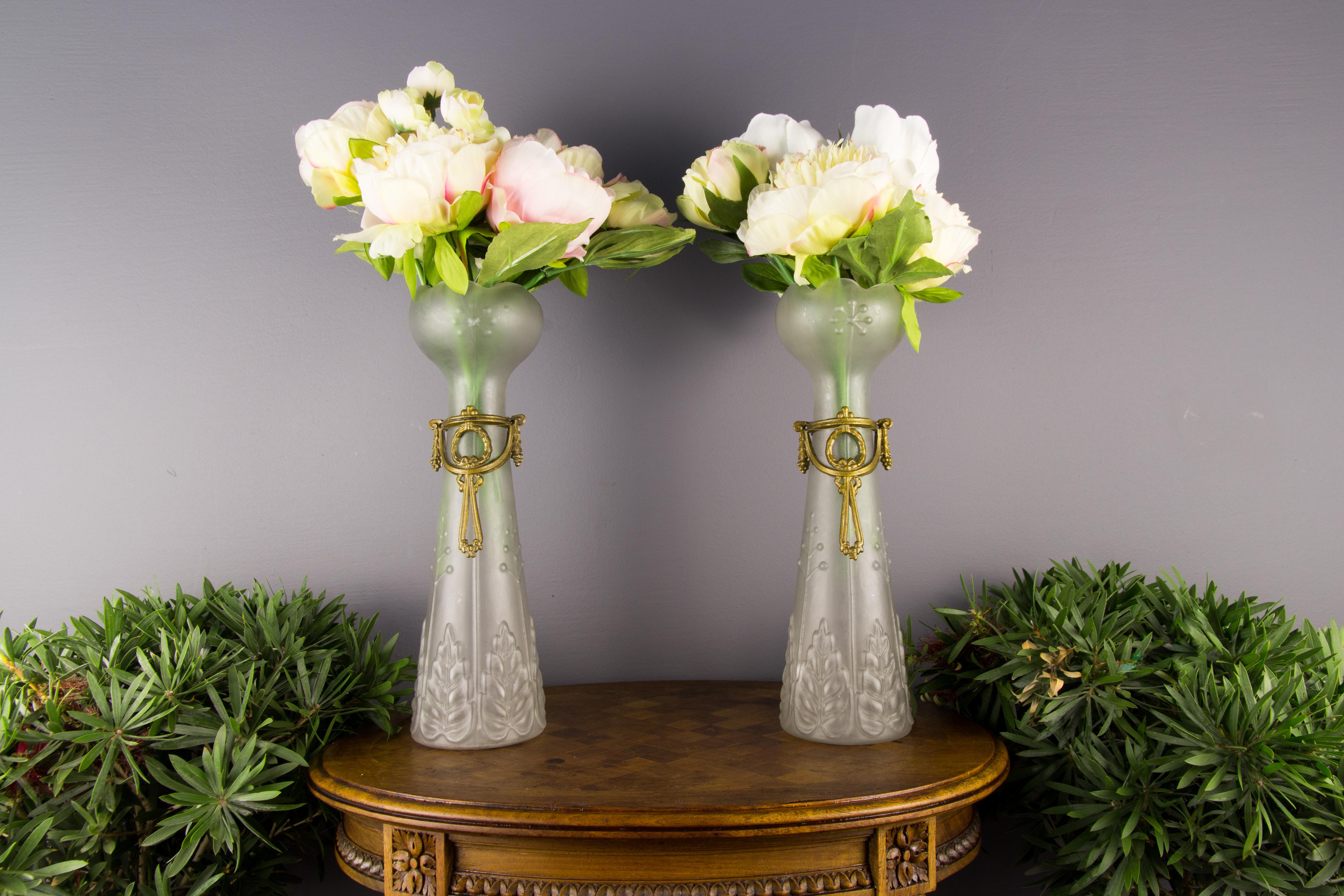 Pair of Art Nouveau Frosted Glass Vases 10