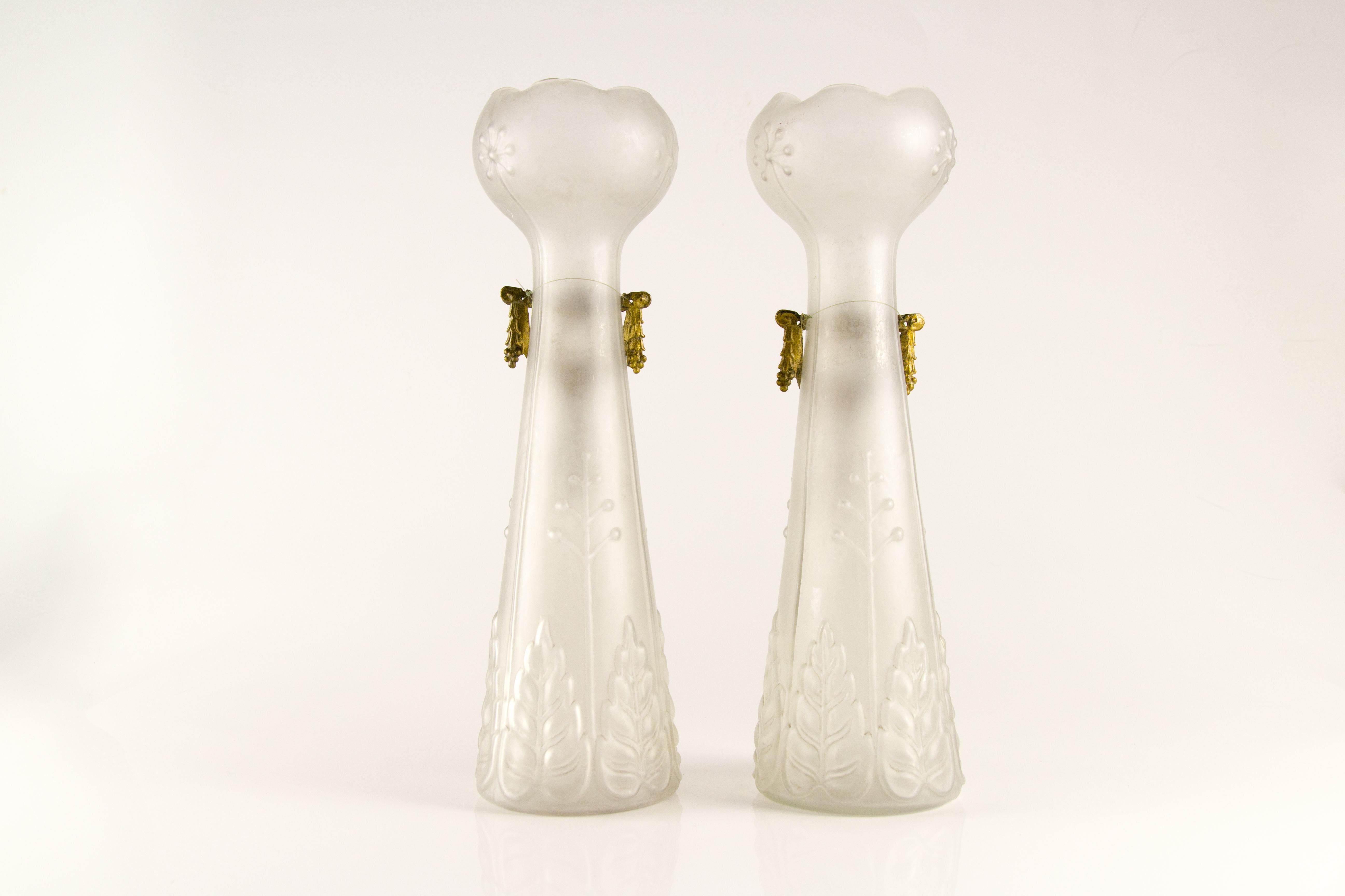 Pair of Art Nouveau Frosted Glass Vases In Good Condition In Barntrup, DE