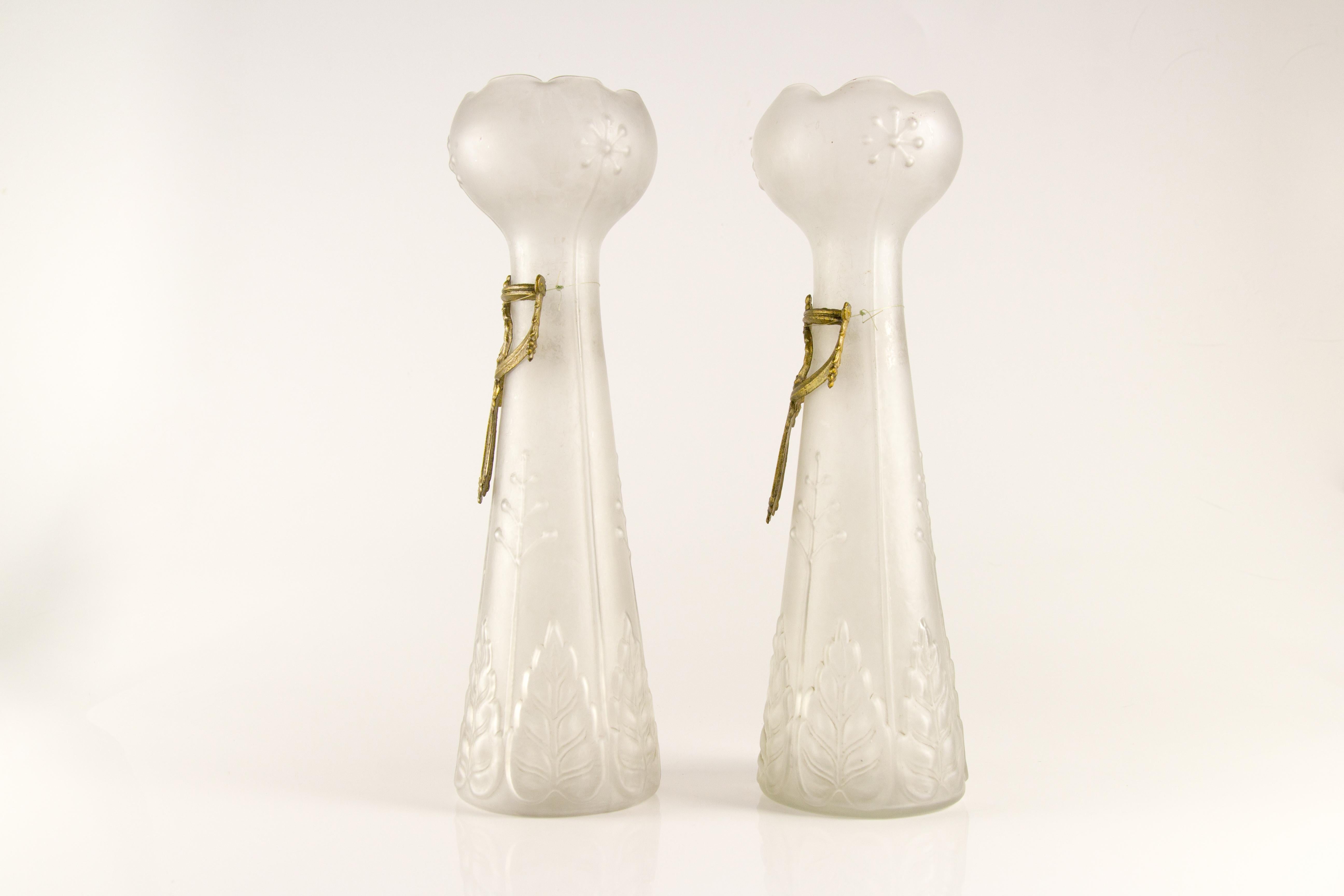Early 20th Century Pair of Art Nouveau Frosted Glass Vases