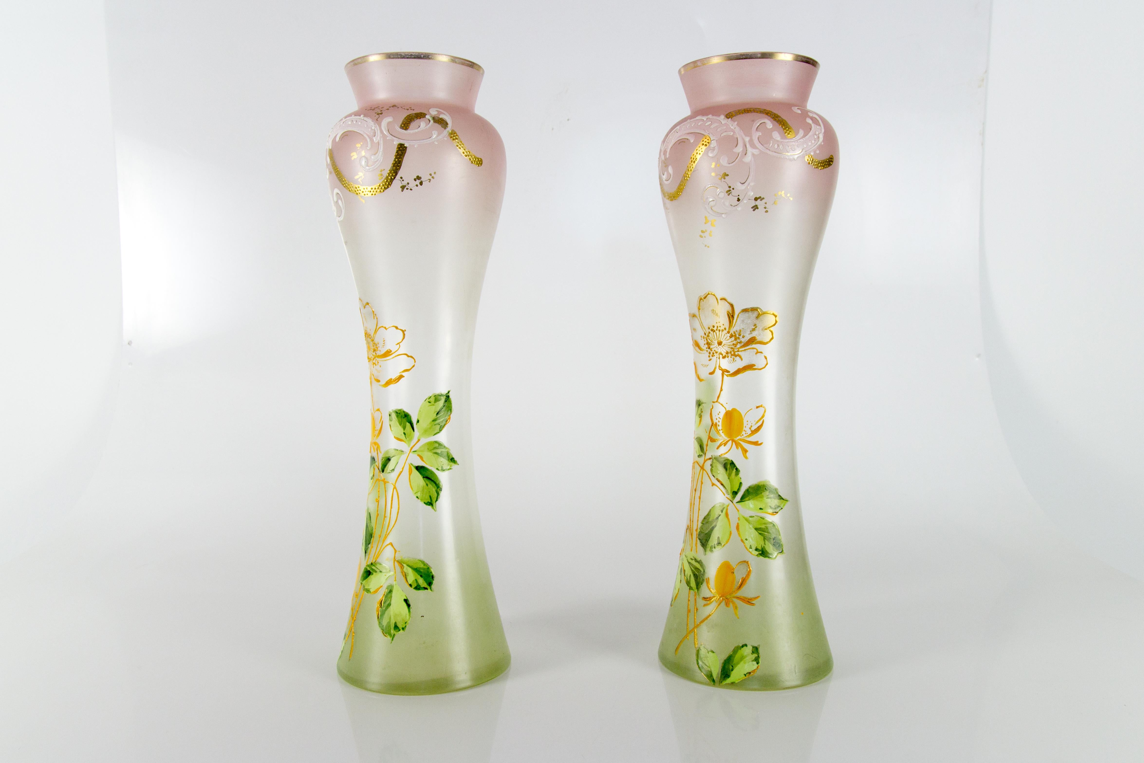 Pair of Art Nouveau Glass Vases, France, circa 1920 For Sale 2