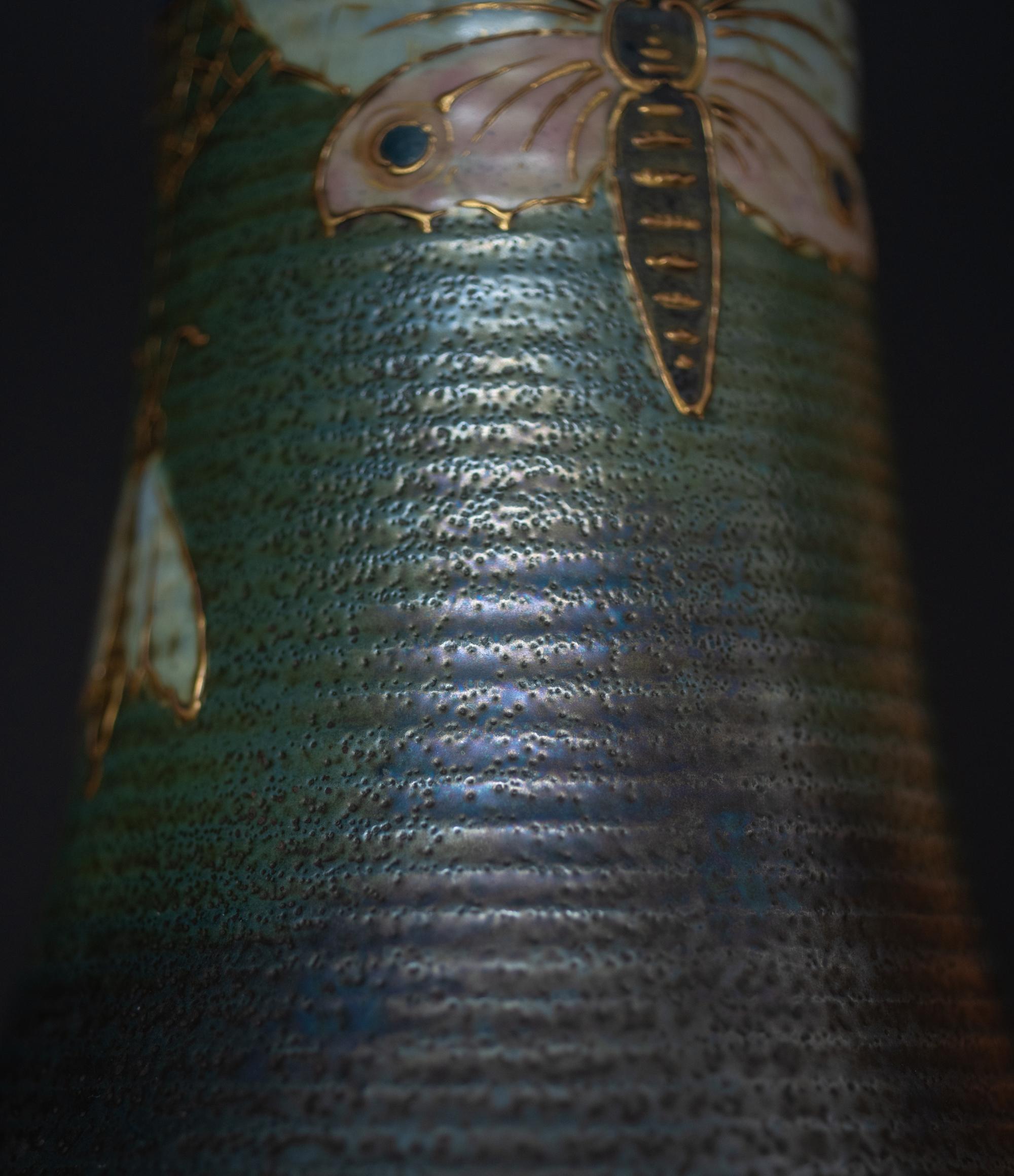 Coppia di vasi alti in stile Art Nouveau Gres Bijou con farfalla e ragnatela di RStK Amphora in vendita 3