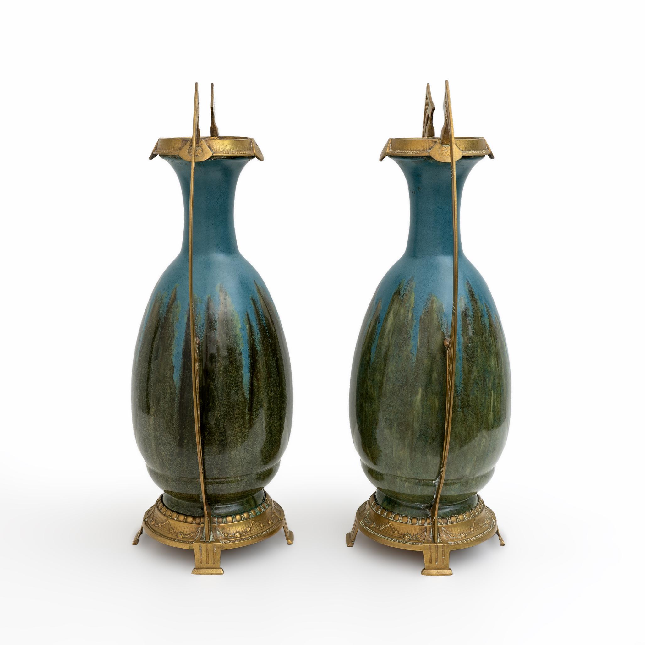 Inizio XX secolo Coppia di vasi in bronzo e ceramica Art Nouveau Jugendstil stile Otto Eckman, 1900 in vendita
