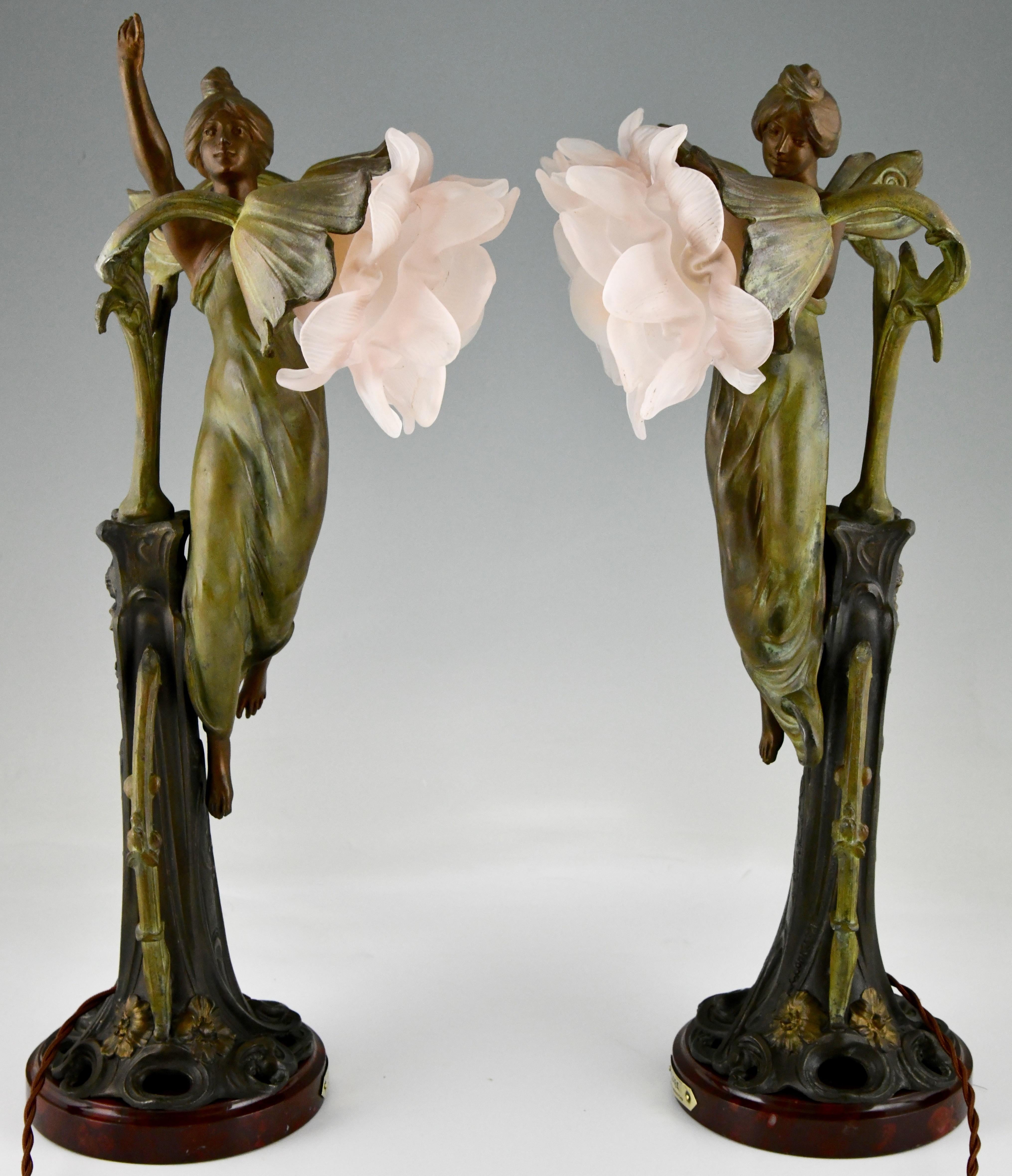 Pair of Art Nouveau Lamps Ladies and Flowers by Bonnefond, France, 1900 In Good Condition In Antwerp, BE