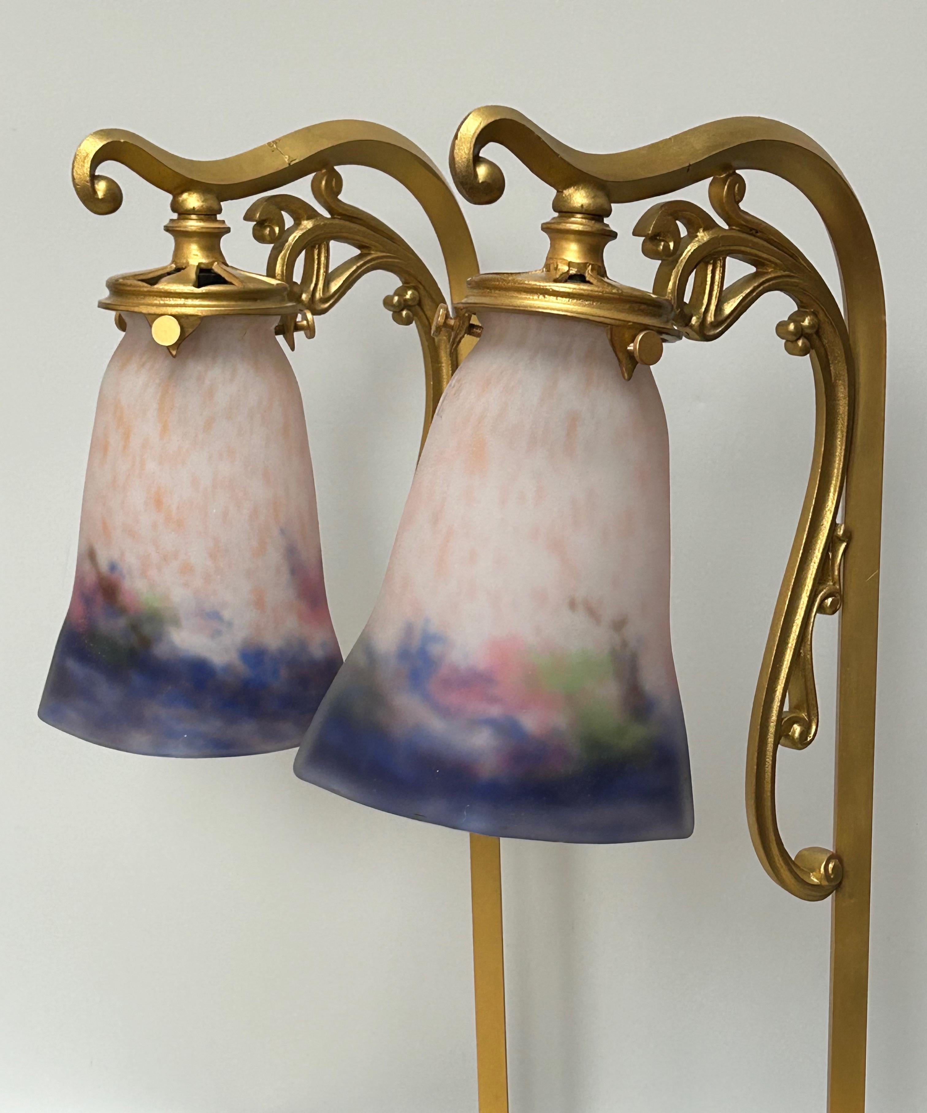 Pair Of Art Nouveau Lamps Muller Frères For Sale 4