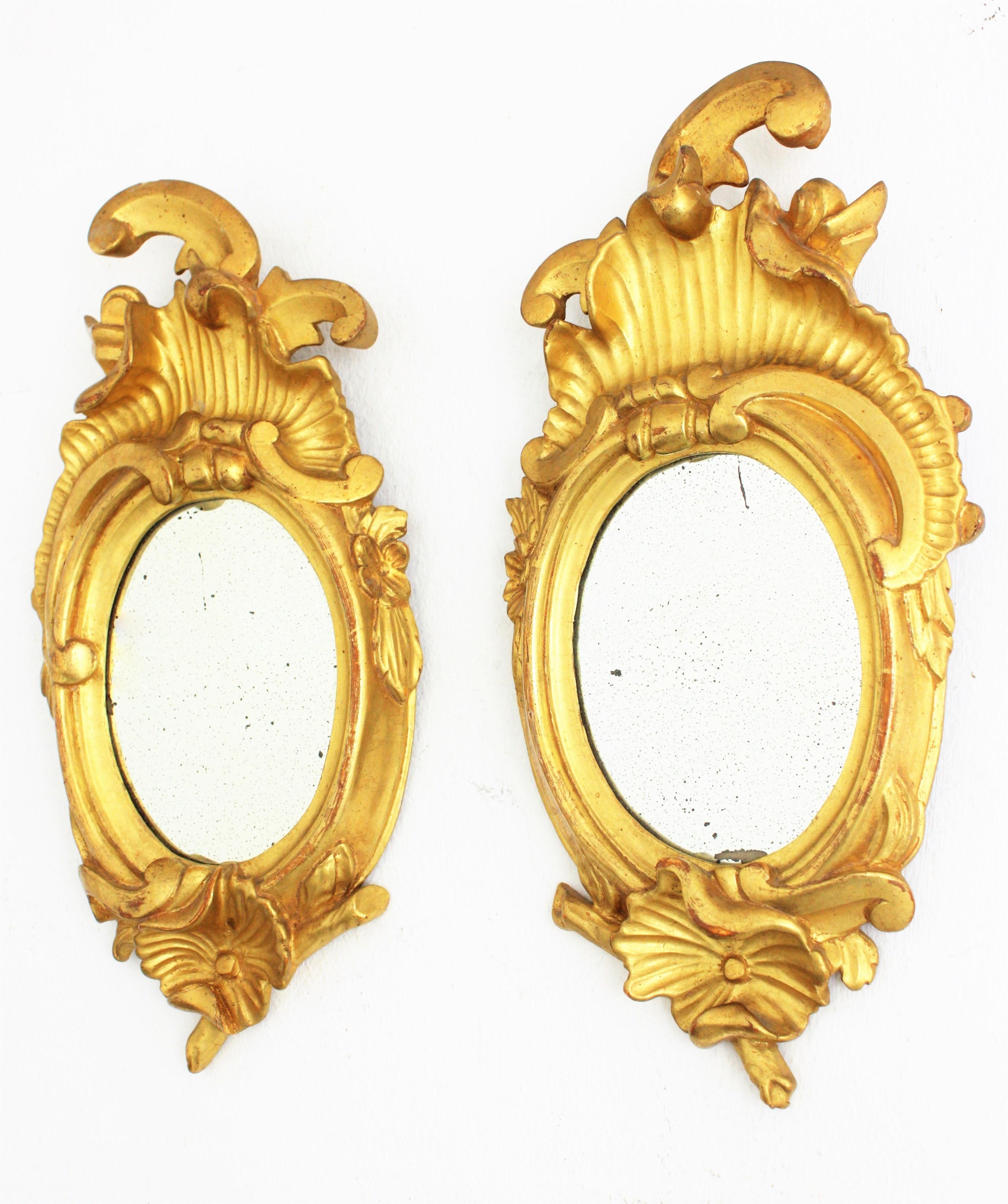 Spanish Pair of Art Nouveau Miniature Mirrors in Gold Leaf Giltwood For Sale