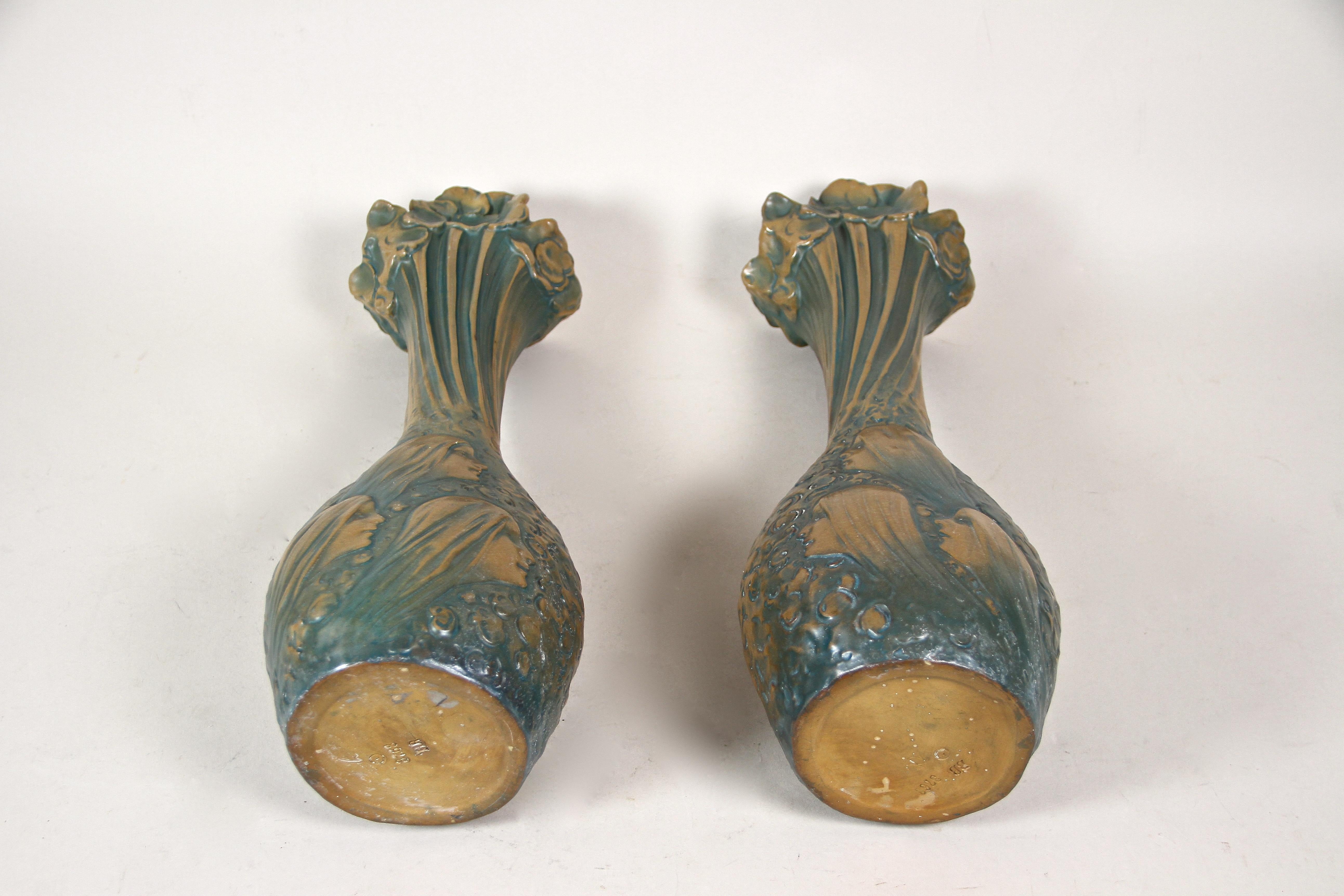 Pair of Art Nouveau Majolica Vases by B. Bloch Eichwald, Bohemia, circa 1900 7