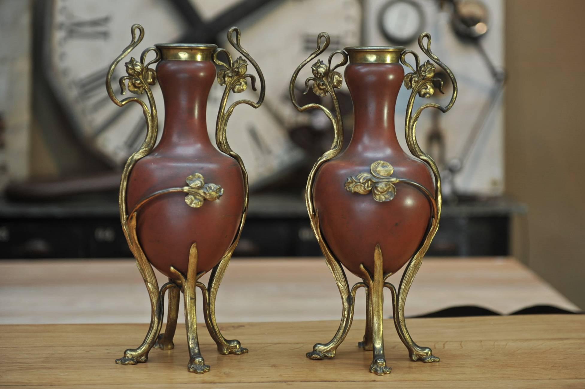 Pair of Art Nouveau Metal and Brass Urns, circa 1900 4