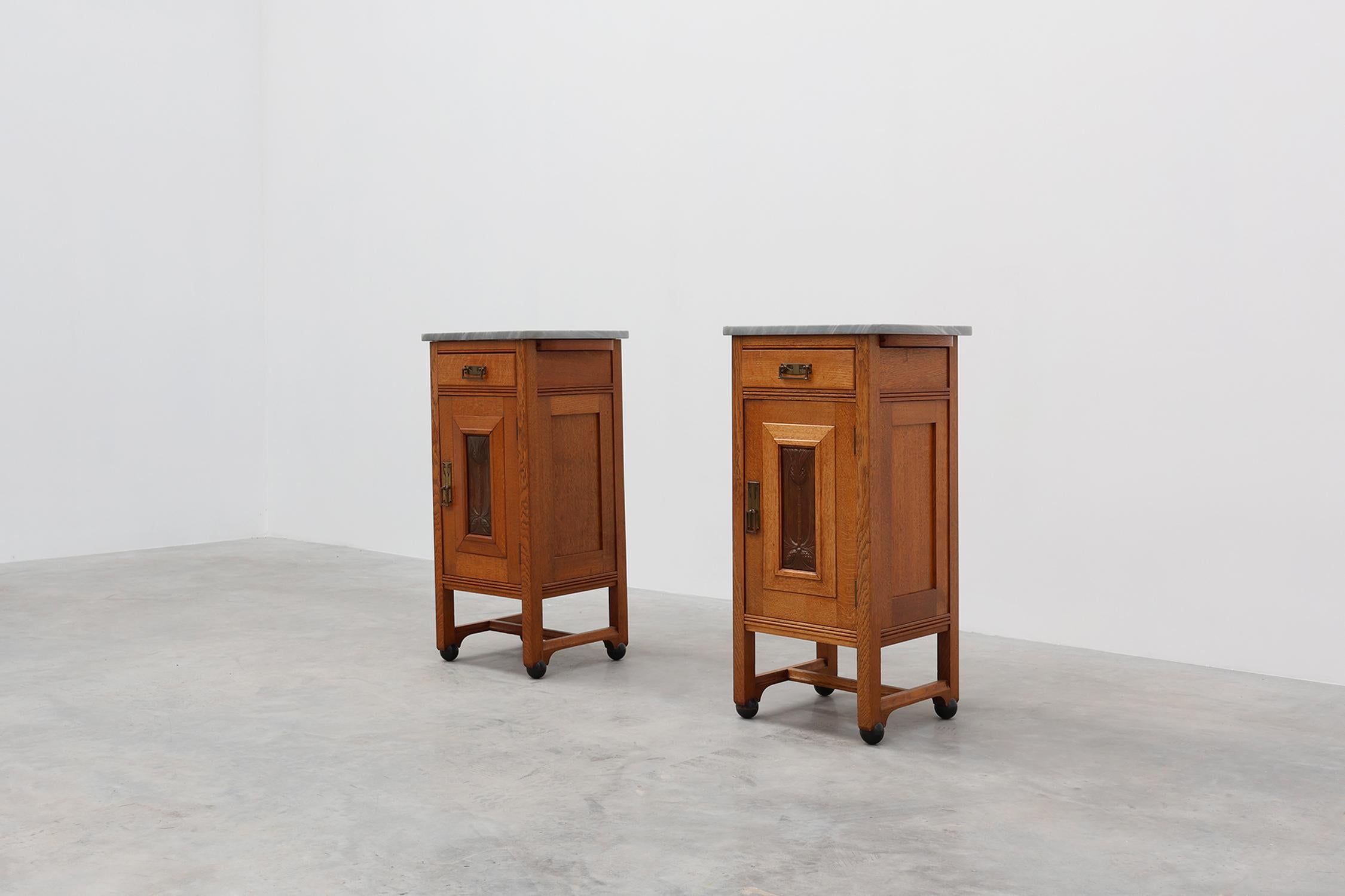Pair of Art Nouveau nightstands attr. to De Coene with artwork by Geo Verbanck For Sale 6