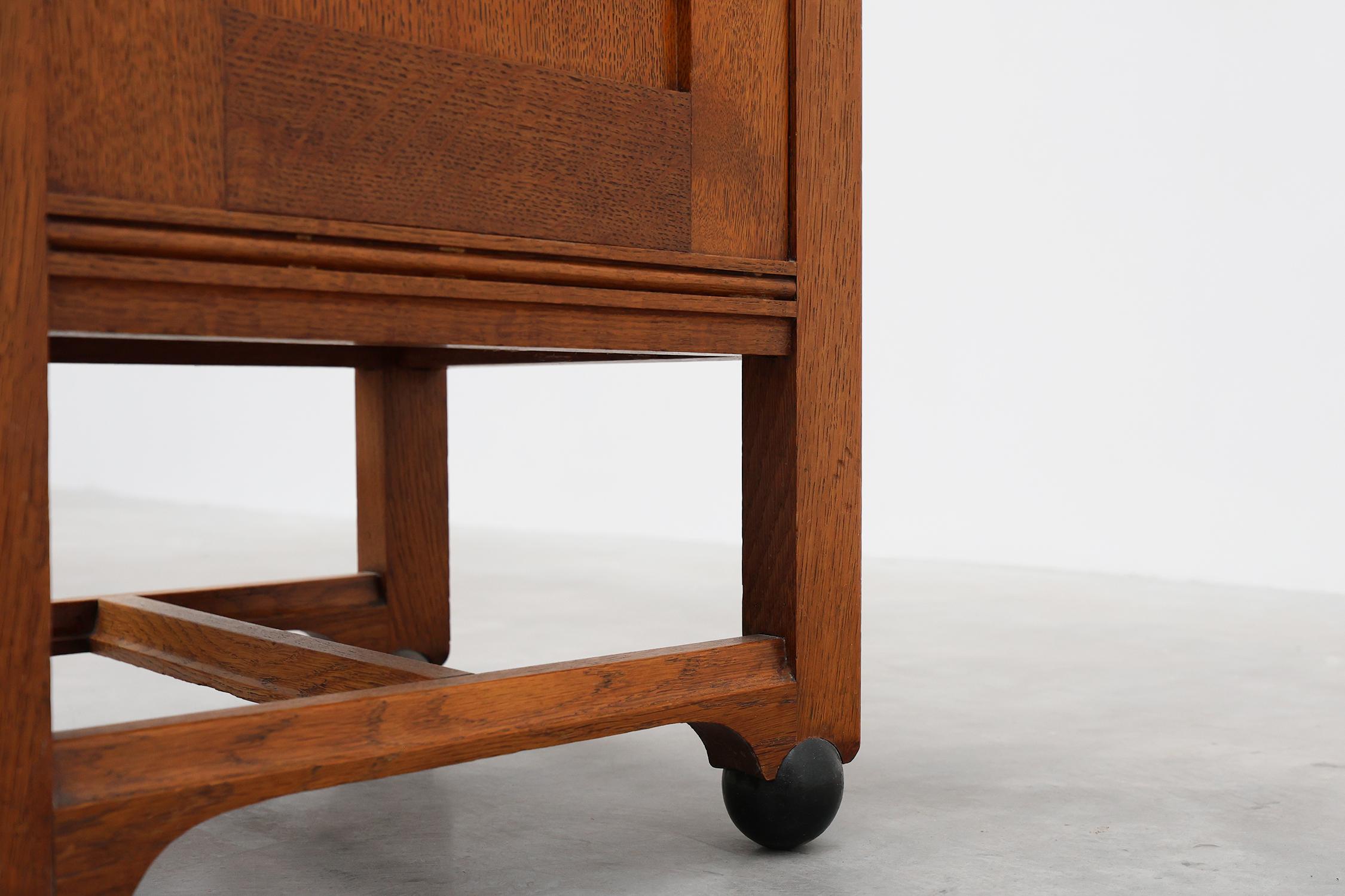 Pair of Art Nouveau nightstands attr. to De Coene with artwork by Geo Verbanck For Sale 9