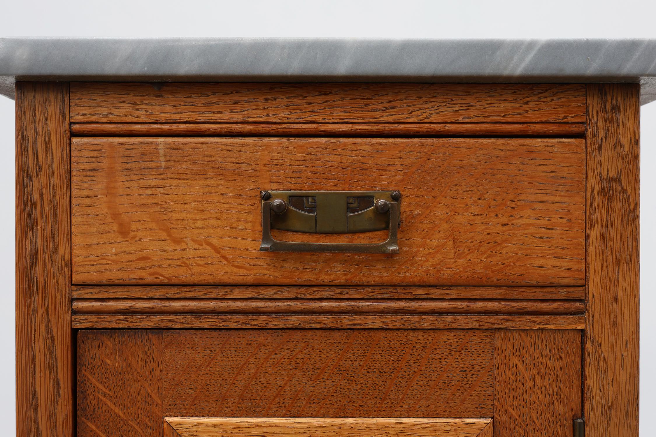 Early 20th Century Pair of Art Nouveau nightstands attr. to De Coene with artwork by Geo Verbanck For Sale