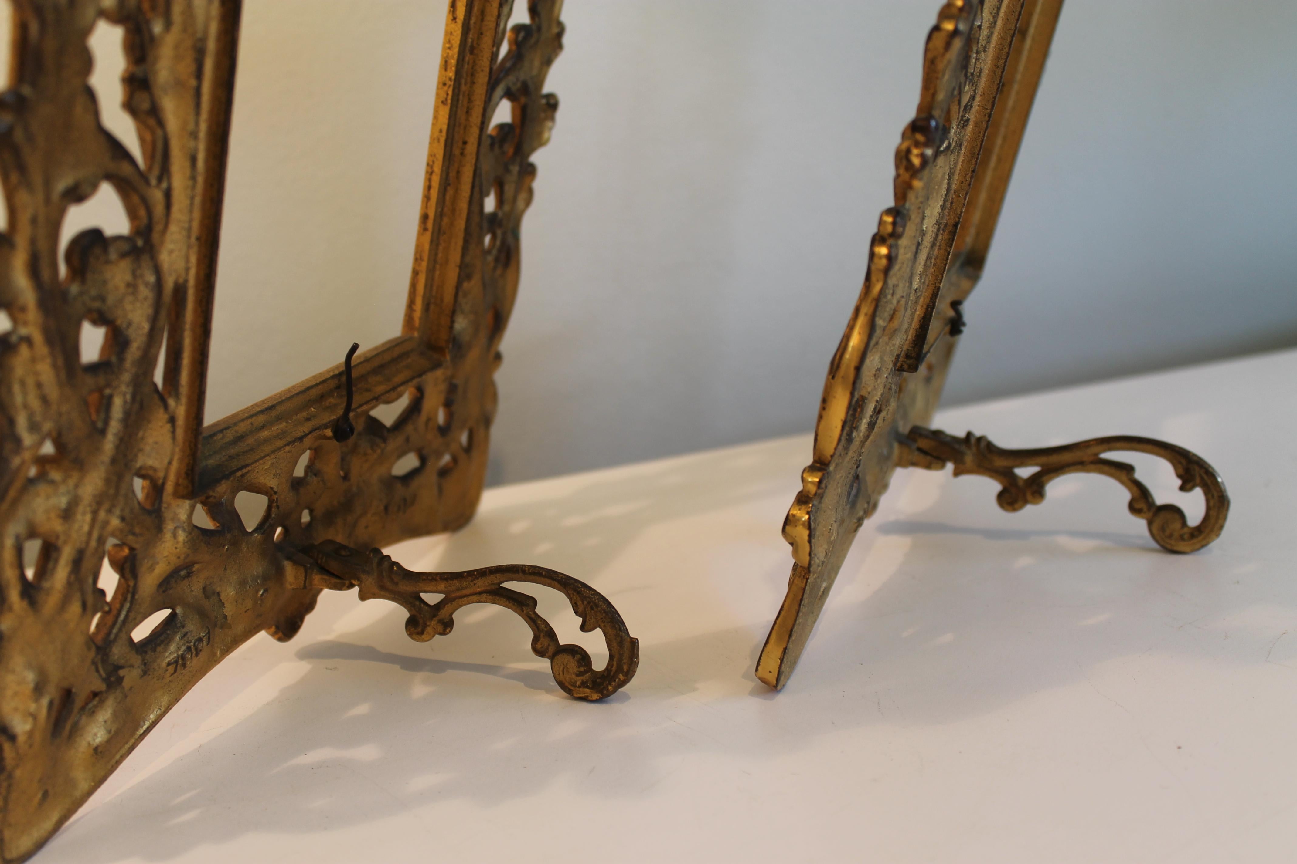 Pair of Art Nouveau Picture Frames In Good Condition For Sale In Palm Springs, CA