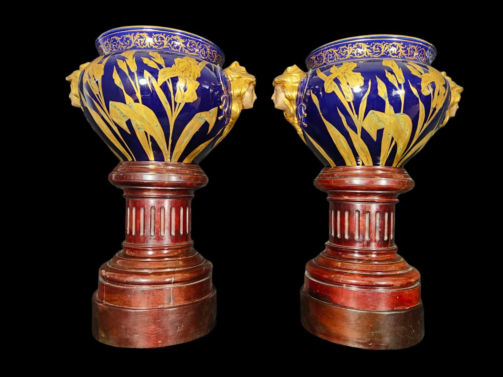 Pair of Art Nouveau Planters 20th Century For Sale 5