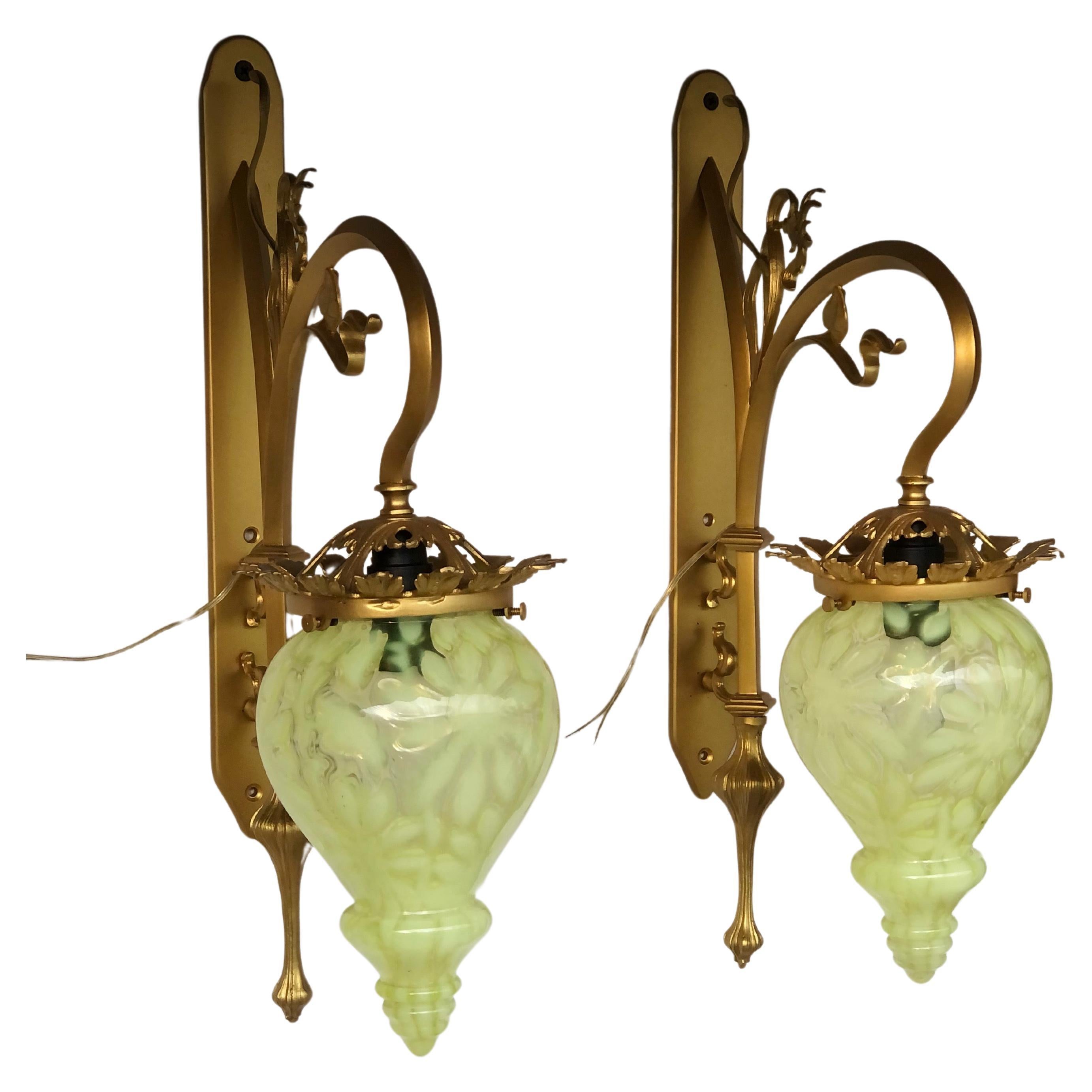 Pair of Art Nouveau sconces in the taste of Majorelle For Sale