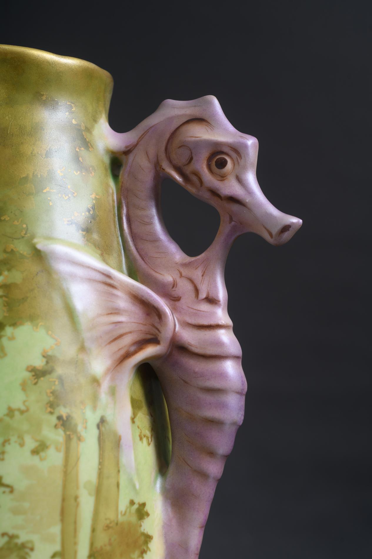 Coppia di vasi cavallucci marini in stile Art Nouveau di RStK Amphora in vendita 4