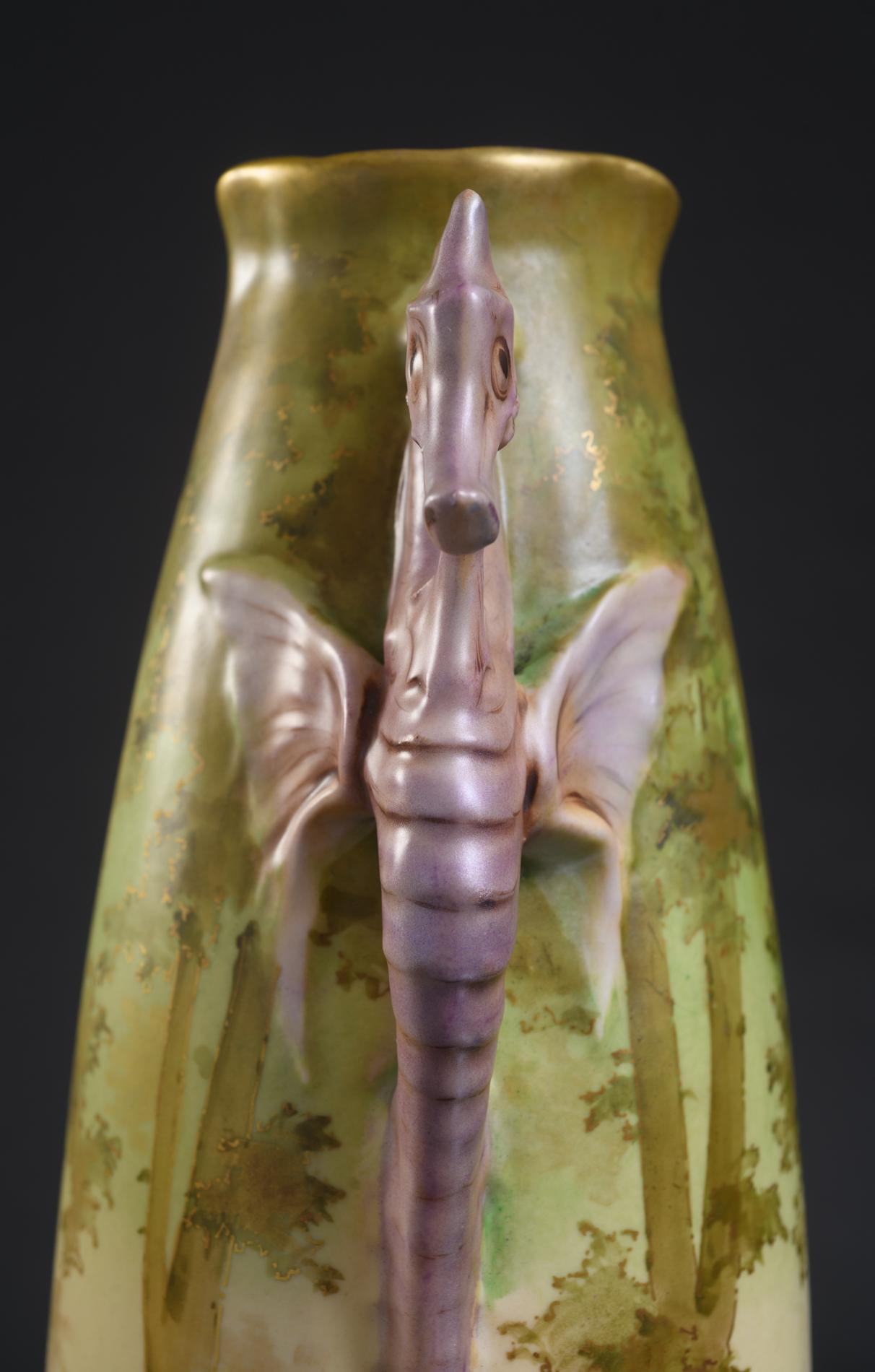 Coppia di vasi cavallucci marini in stile Art Nouveau di RStK Amphora in vendita 5