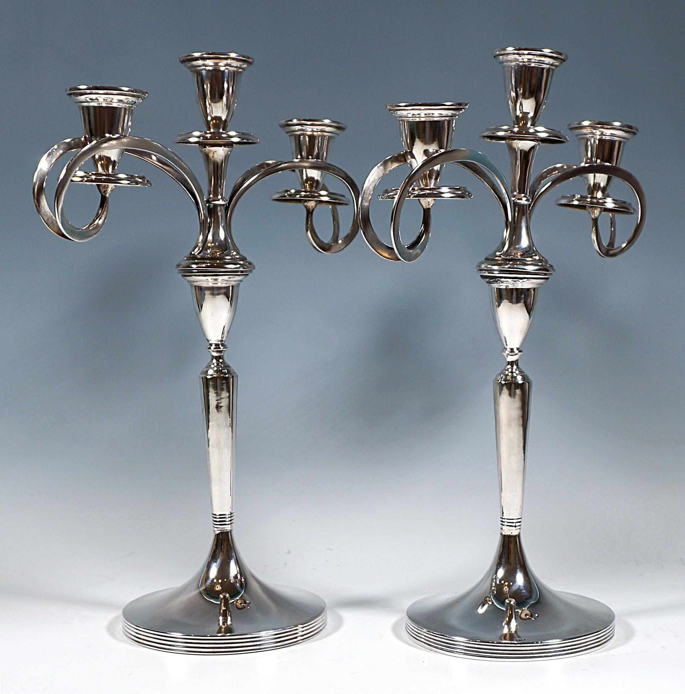 Pareja de candelabros Art Nouveau de plata de 3 llamas, de Lippa & Co, Viena, circa 1900 Austríaco en venta