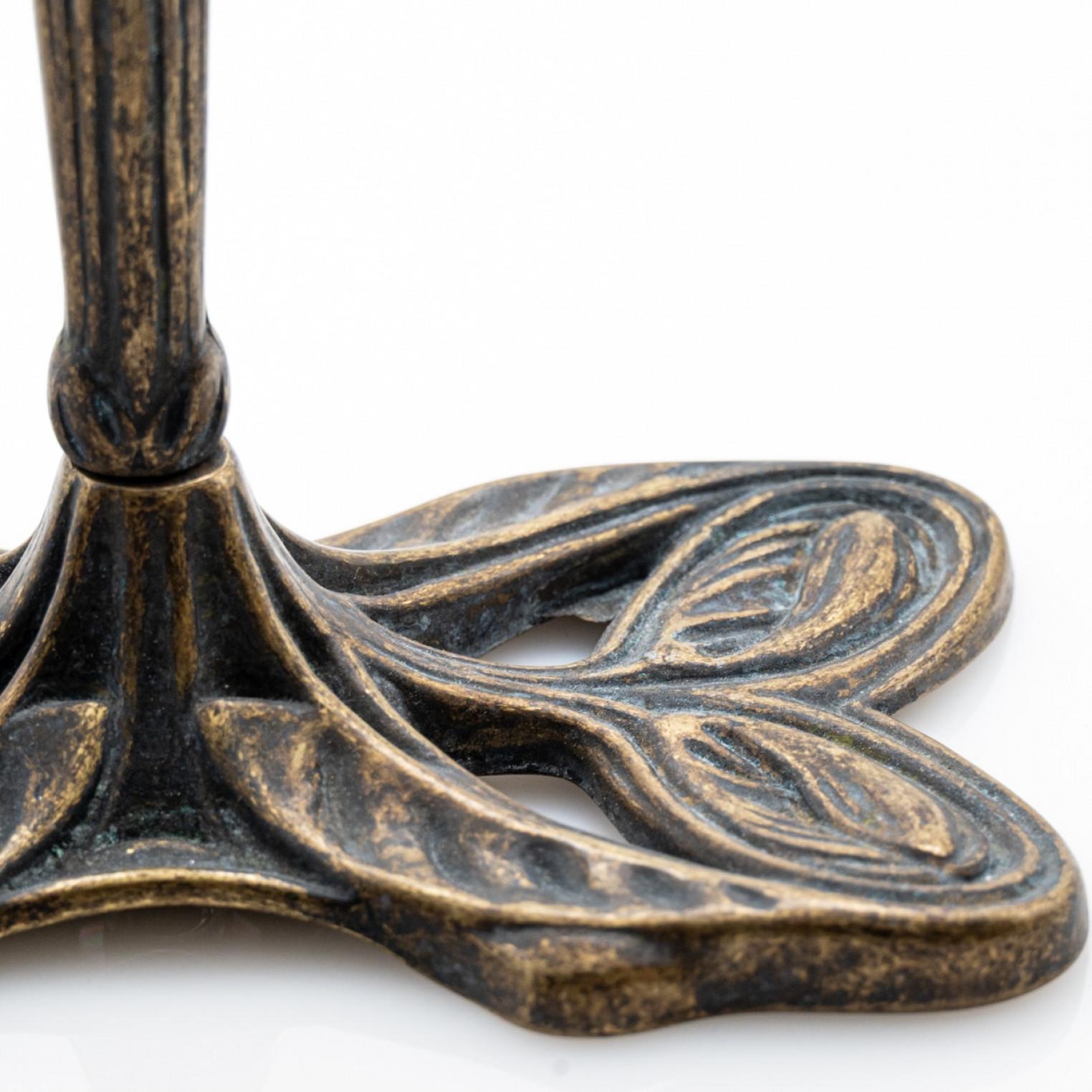 Pareja de Lámparas de Mesa de Estilo Art Nouveau Vidrio Rosa y Latón, Francia Francés en venta