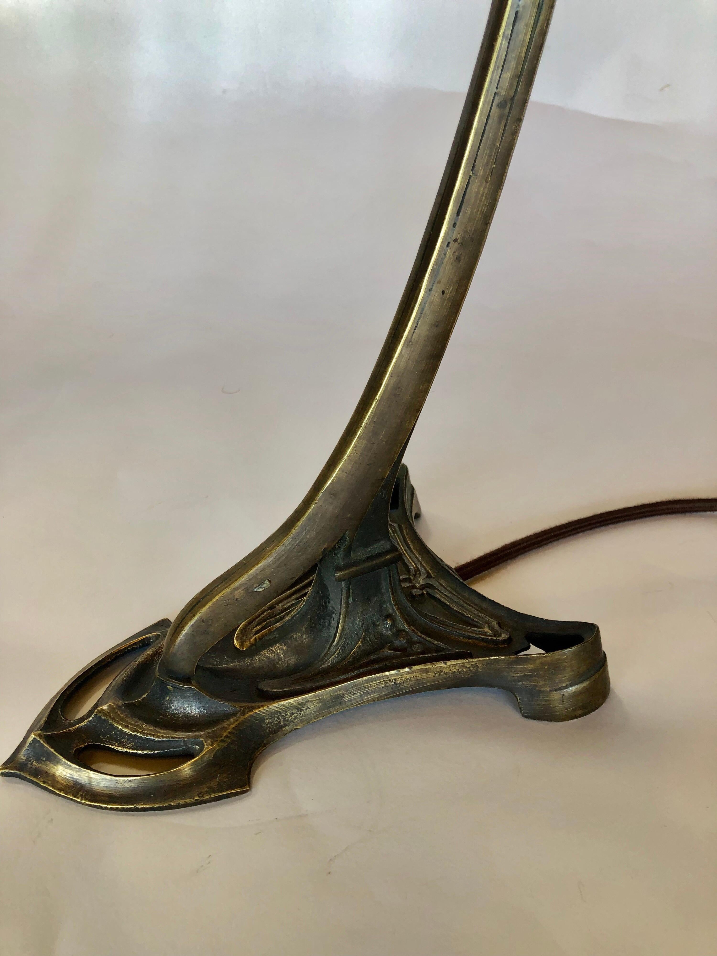 Paire de lampes de table Art Nouveau en vente 1