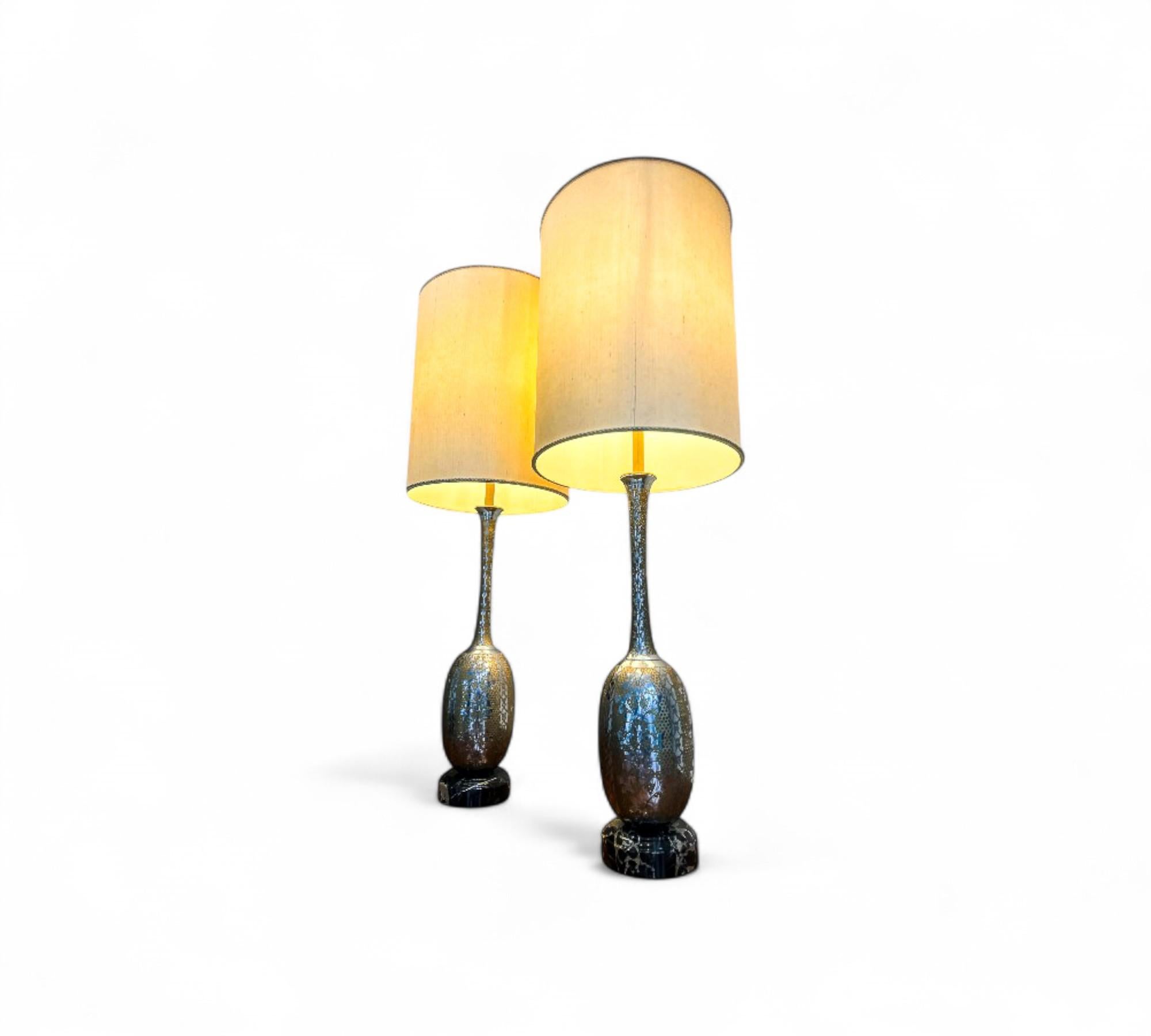 Pair of Art Nouveau Table Lamps in Metal, Brass and Marble, US, 1930s – Lot 825 For Sale 2
