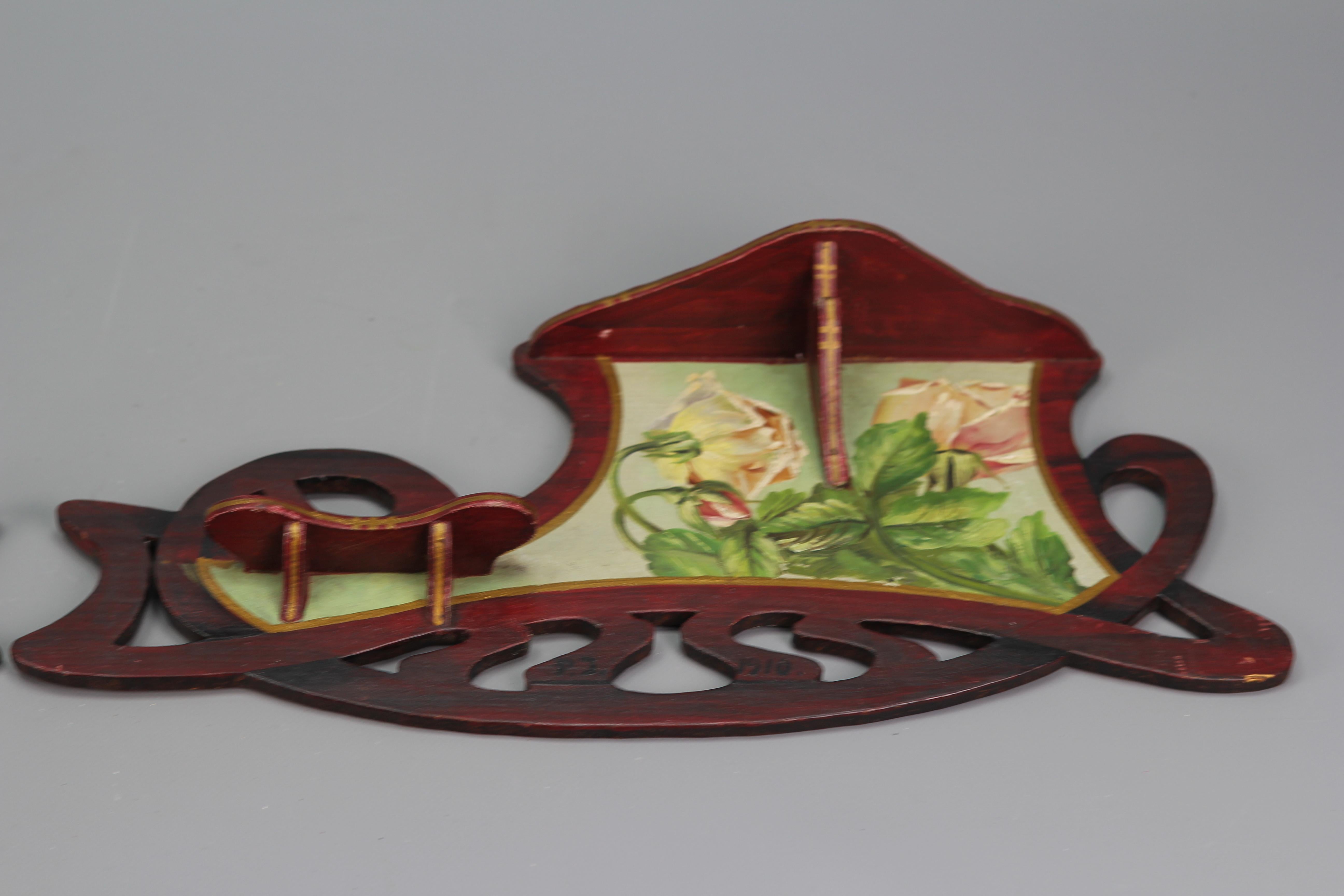 Pair of Art Nouveau Wooden Hand-Painted Floral Shelves, Germany, 1910 For Sale 5