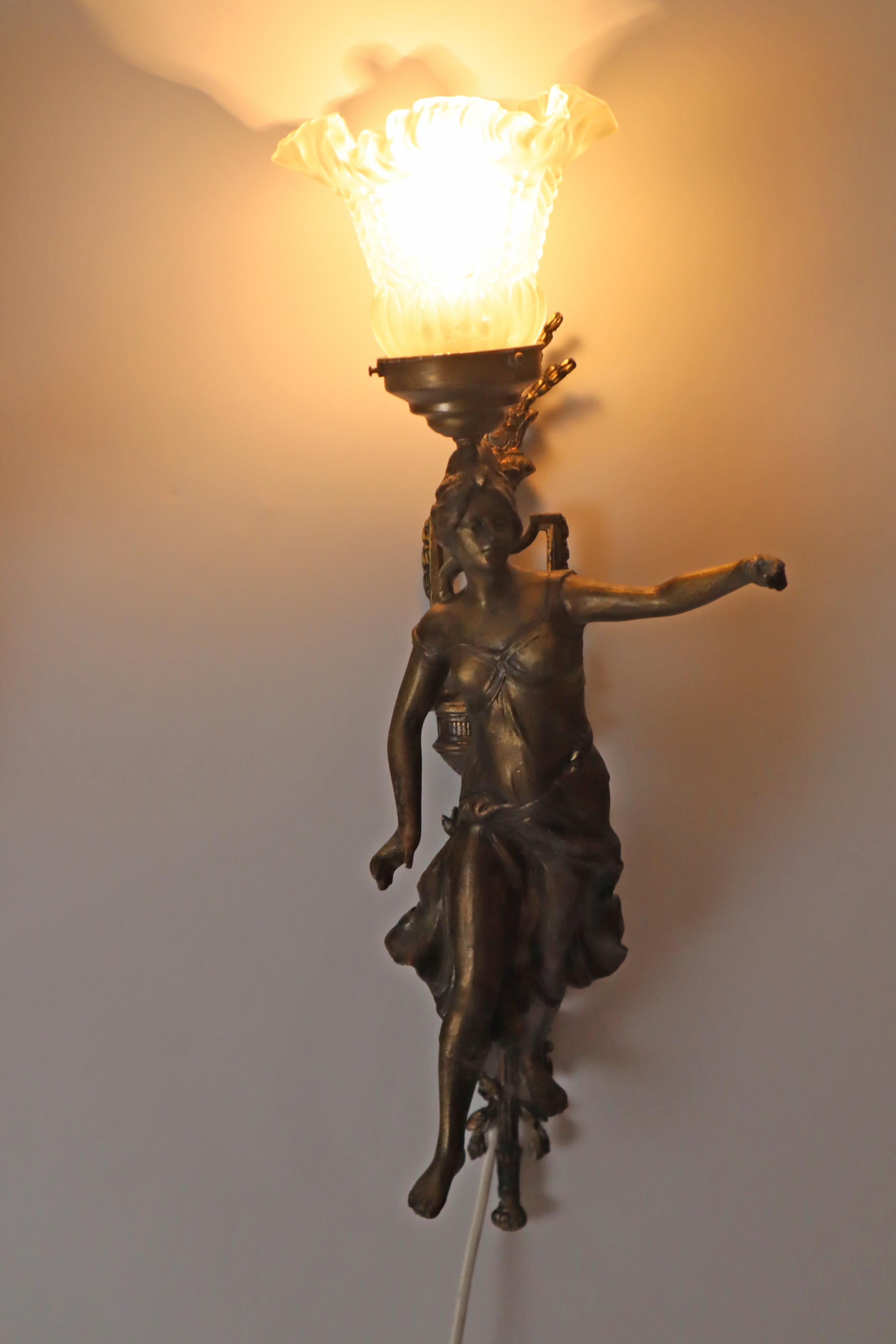 Calco Coppia di appliques figurate Art Novo Marinaio e contadina 1890 circa Francia in vendita