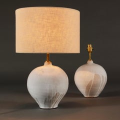 Coppia di lampade a goccia in ceramica inglese di Studio A