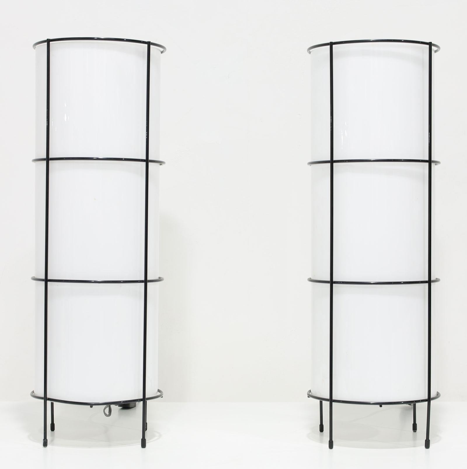 20th Century Pair of Artemide Attributed Table Lamps, circa 1970s For Sale