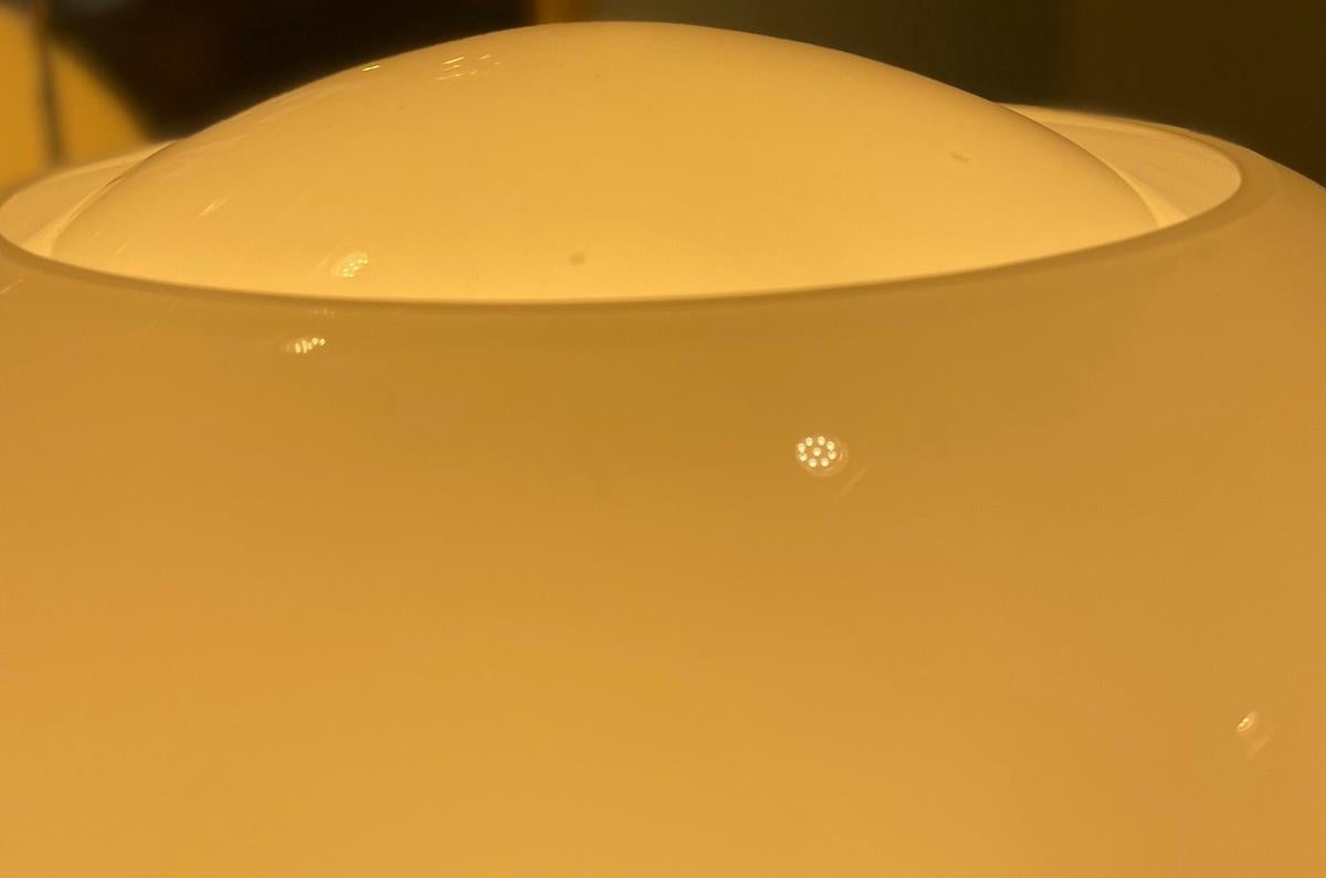 Ein Paar Artemide Platea Tischlampen aus den 1960er Jahren im Angebot 9