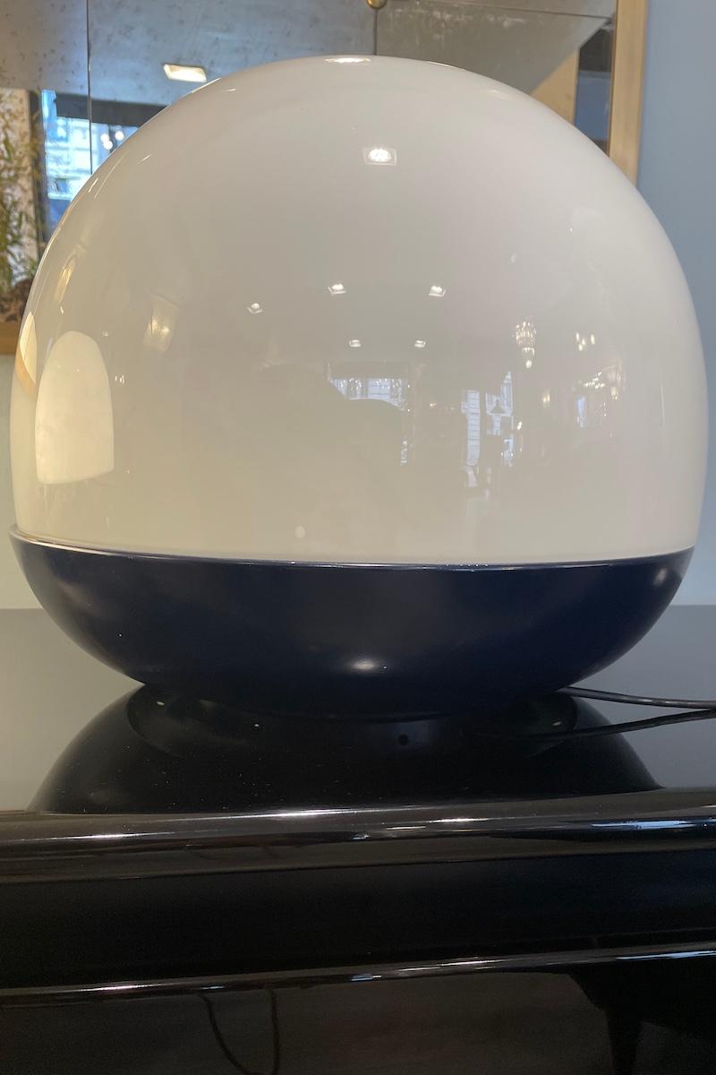 Ein Paar Artemide Platea Tischlampen aus den 1960er Jahren im Angebot 12