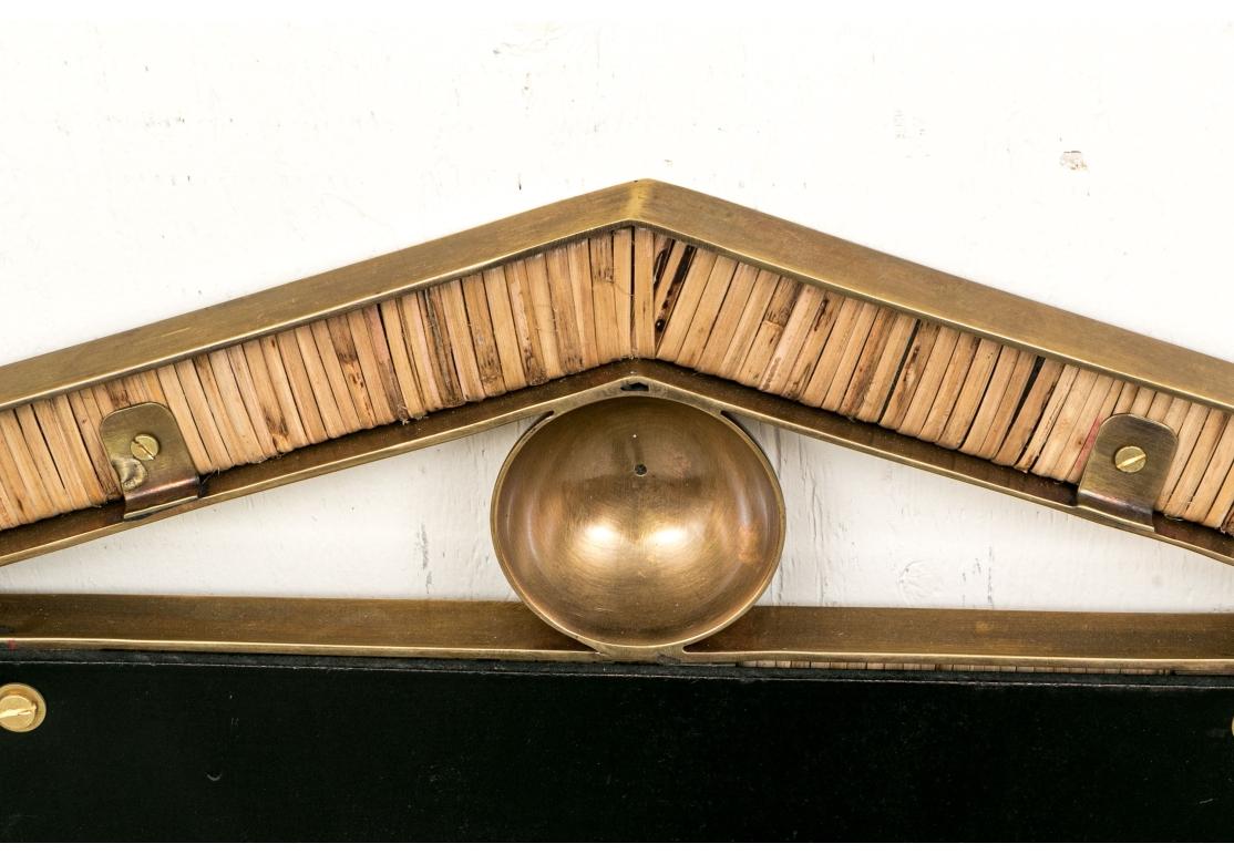 Métal Paire de miroirs muraux à fronton Caribe d'Arteriors en vente