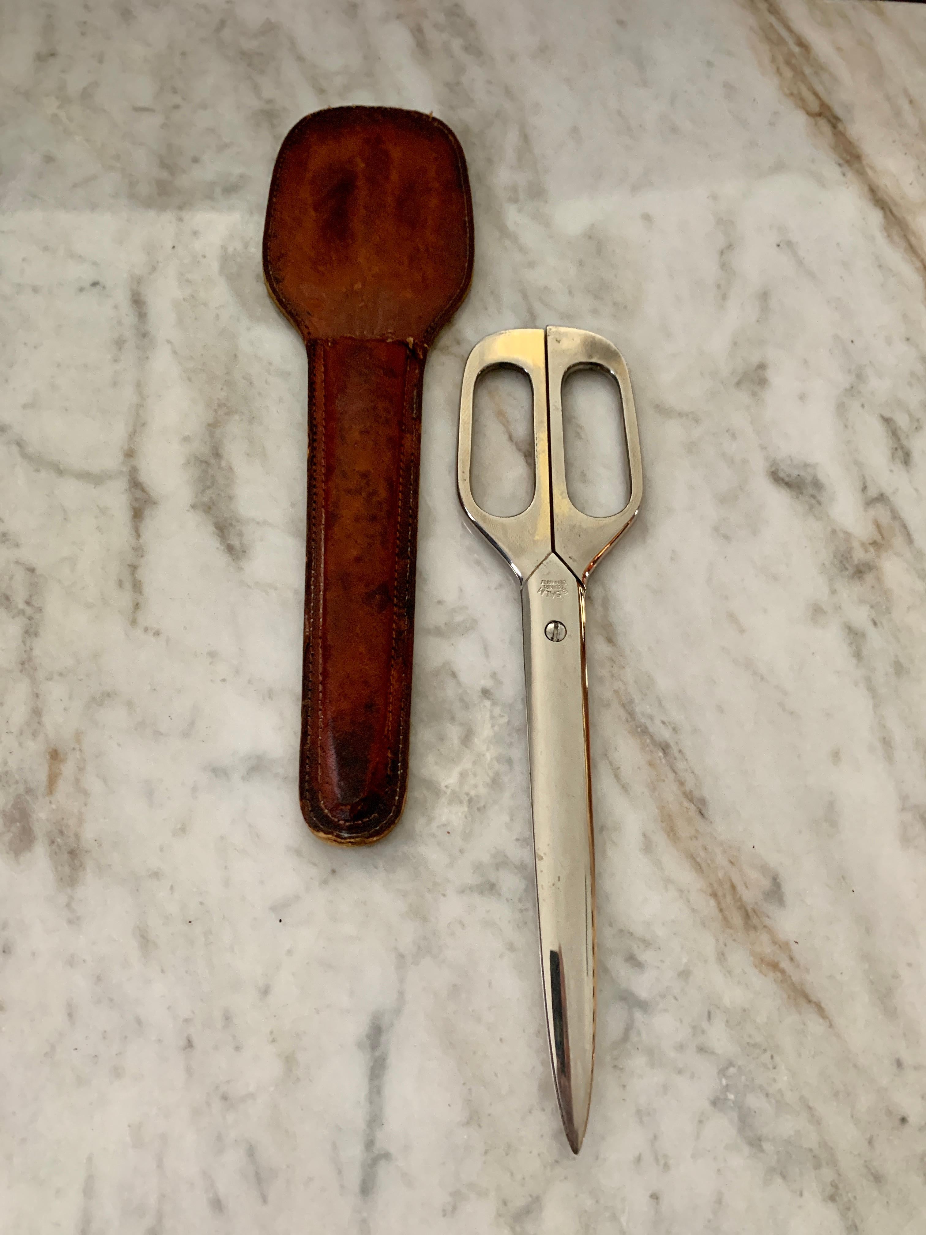 oldest pair of scissors