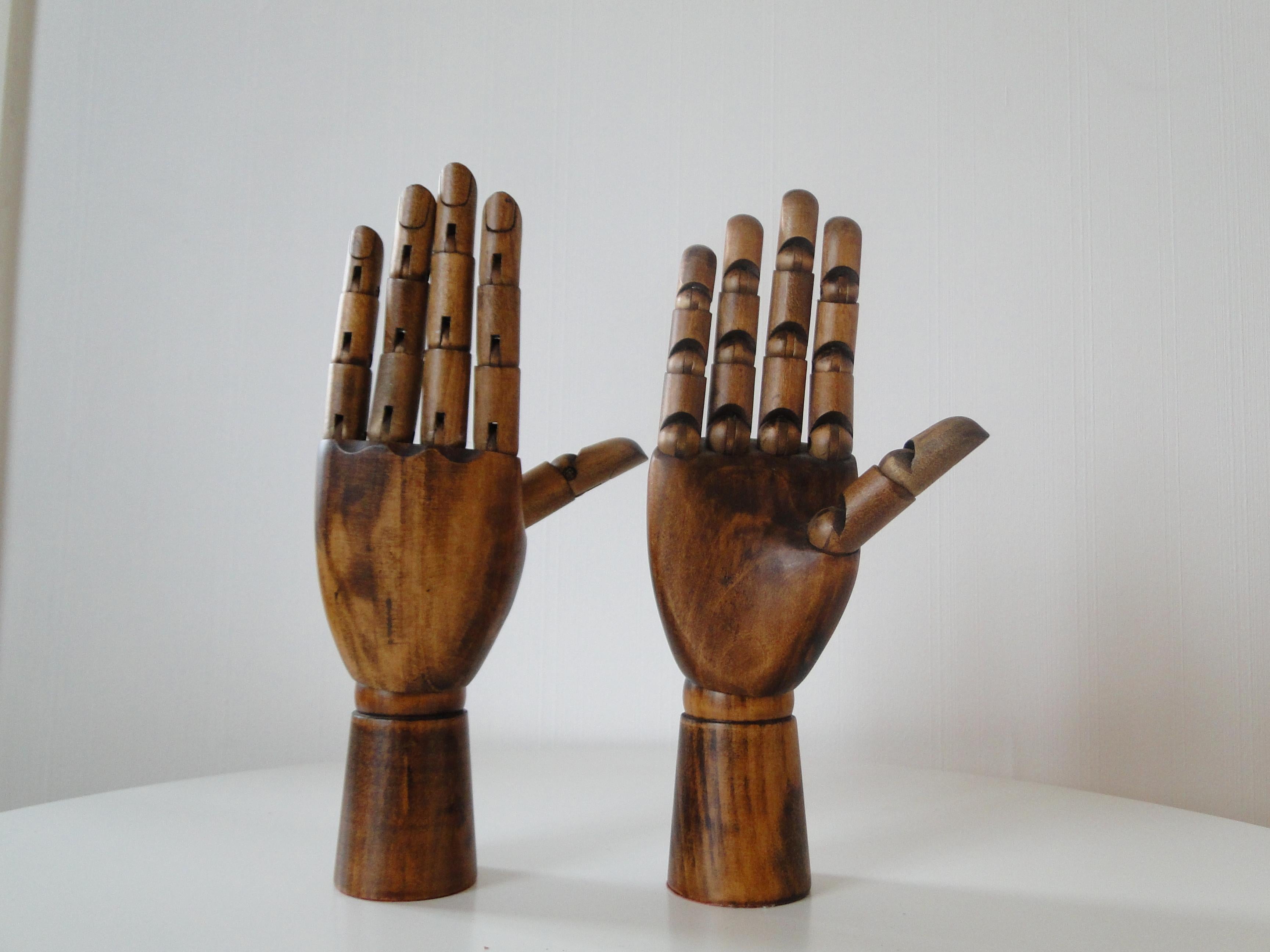 French Pair of articulated wooden hands