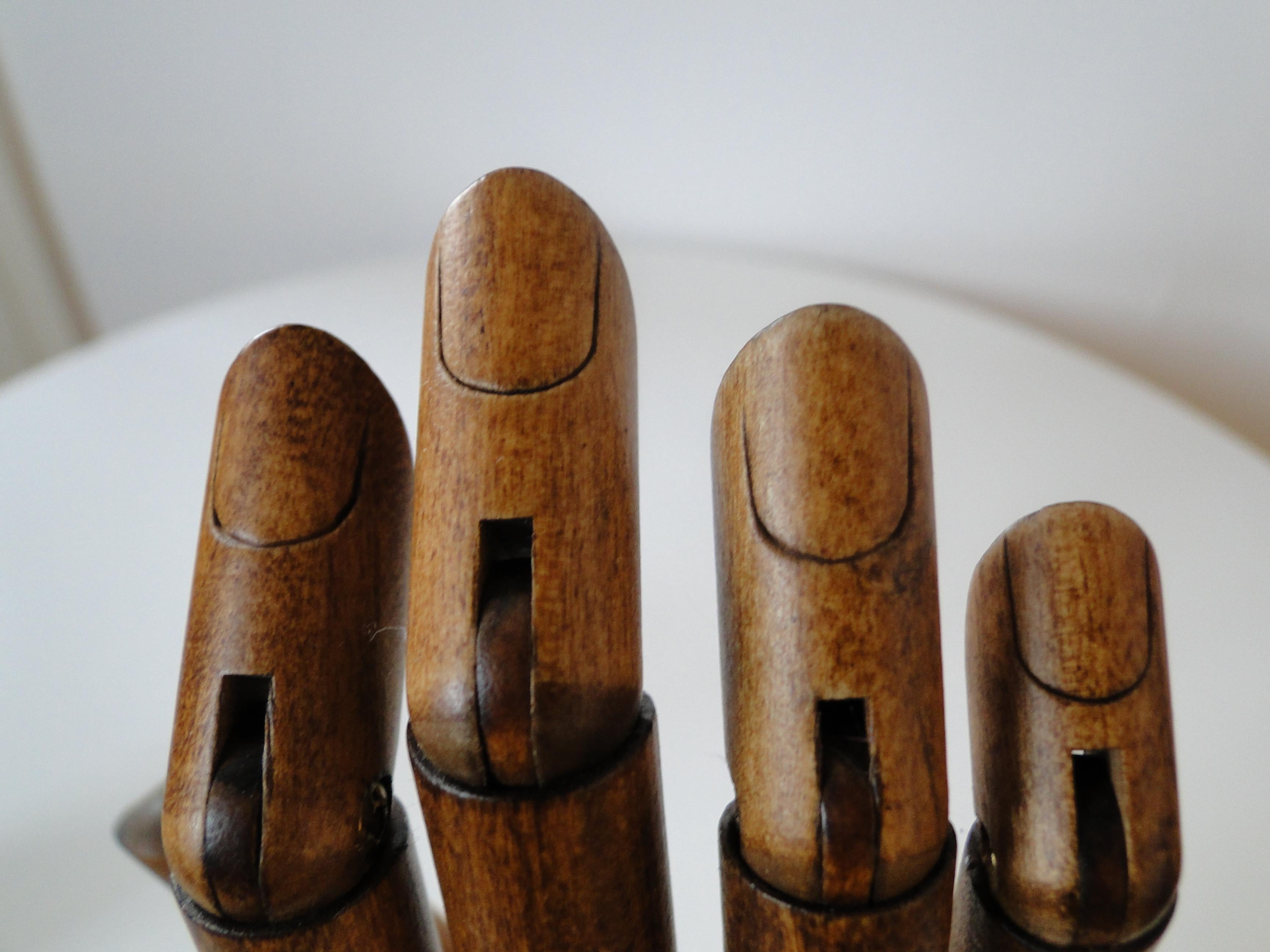 Late 20th Century Pair of articulated wooden hands