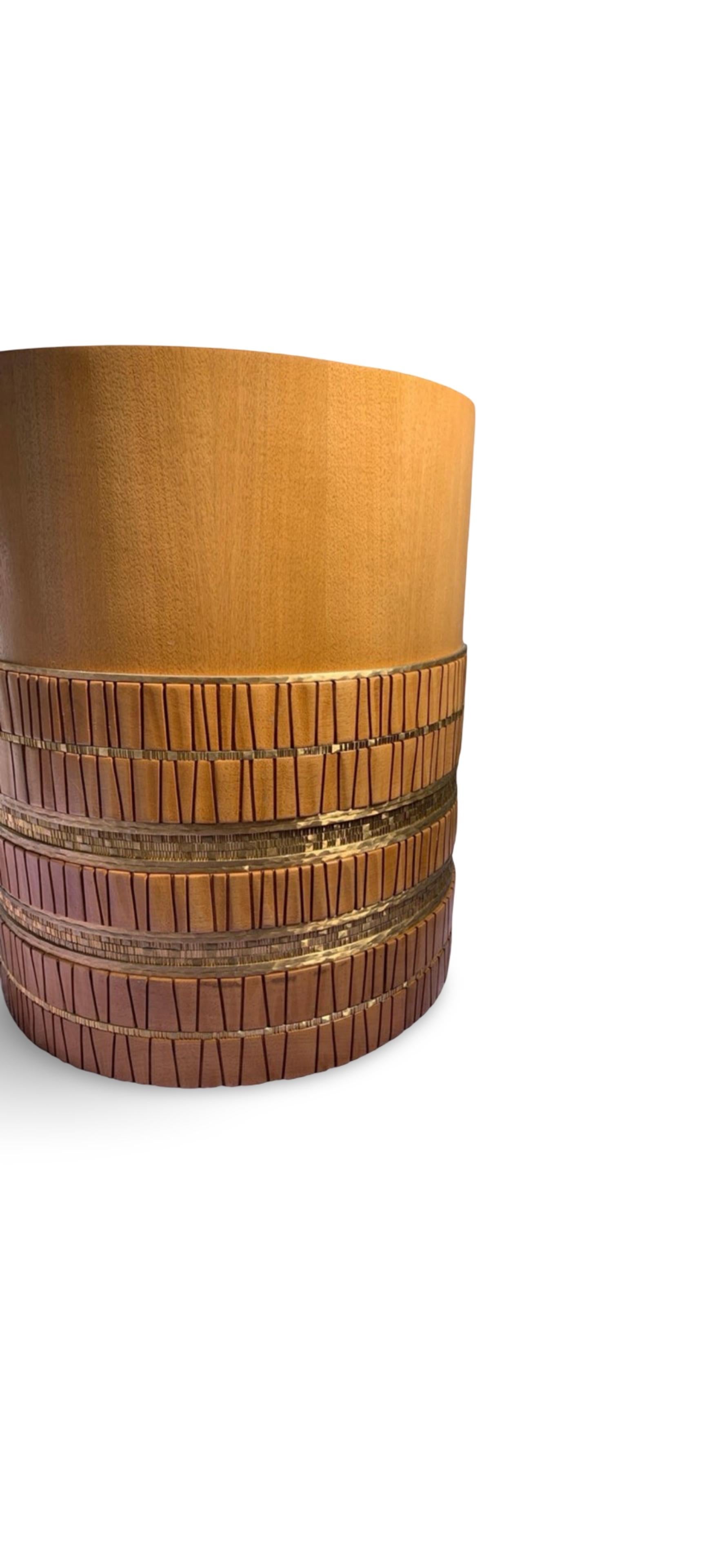 Paar von Künstler Damian Jones Custom Made Wood/Brass Tribal Side/Sofa Tables im Angebot 4