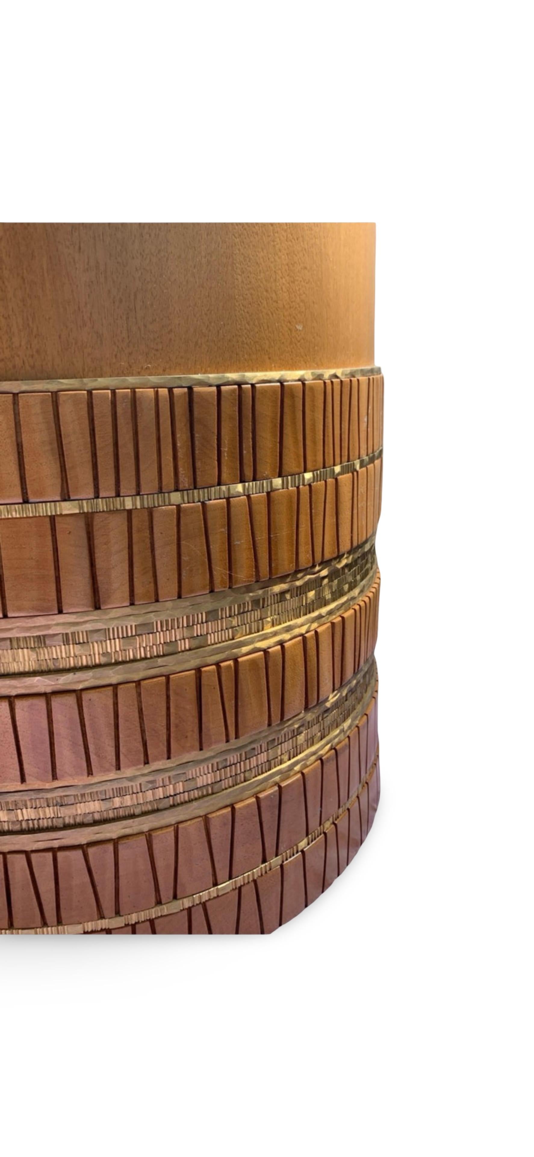 Paar von Künstler Damian Jones Custom Made Wood/Brass Tribal Side/Sofa Tables im Angebot 5