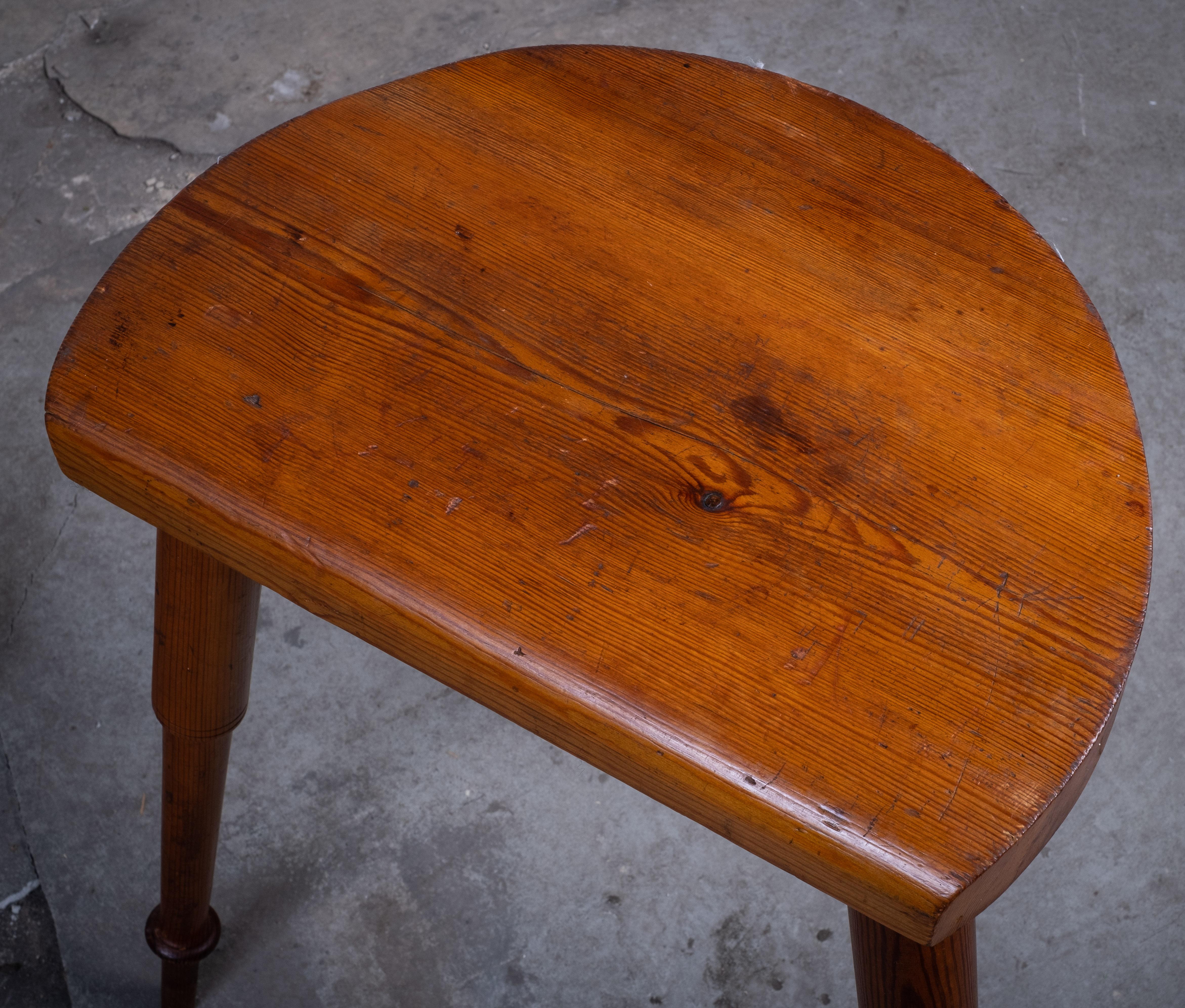 Paire de tabourets d'artiste en pin, âge d'or danois, années 1850 en vente 3