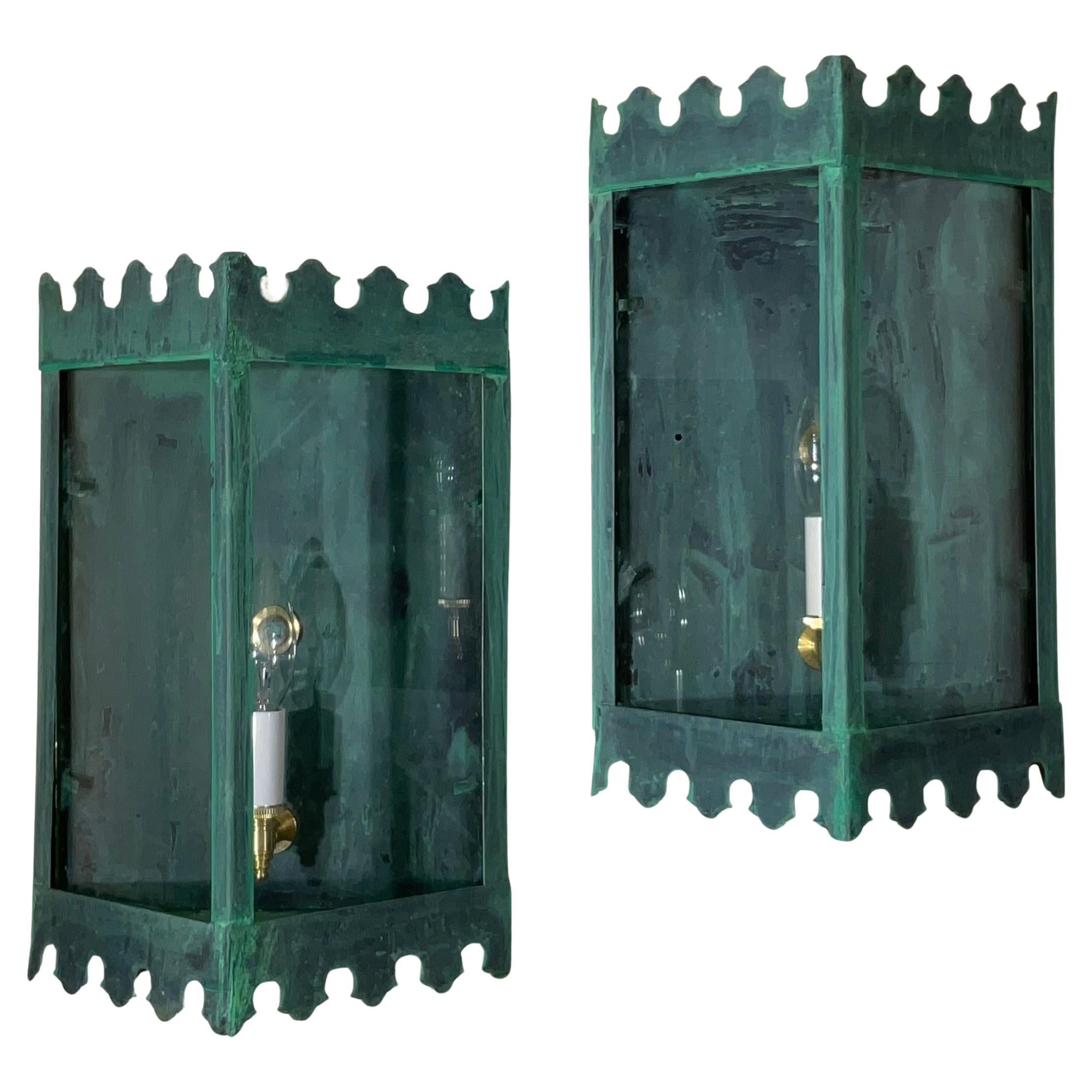 Paar Artistic Vintage patiniert Metall Wand Laterne Sconces