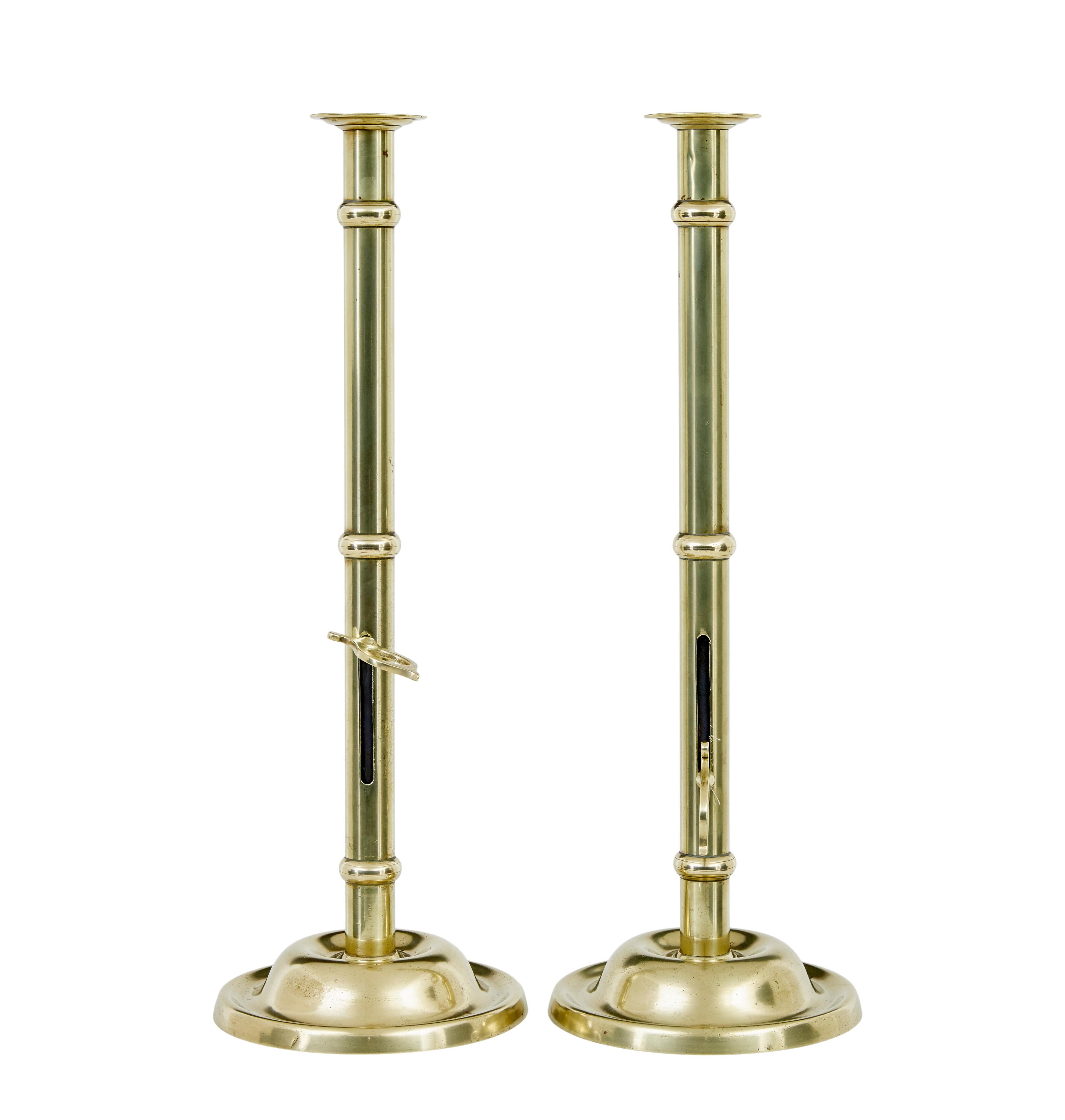 Arts and Crafts Pair of arts and crafts 19th century brass candlesticks For Sale