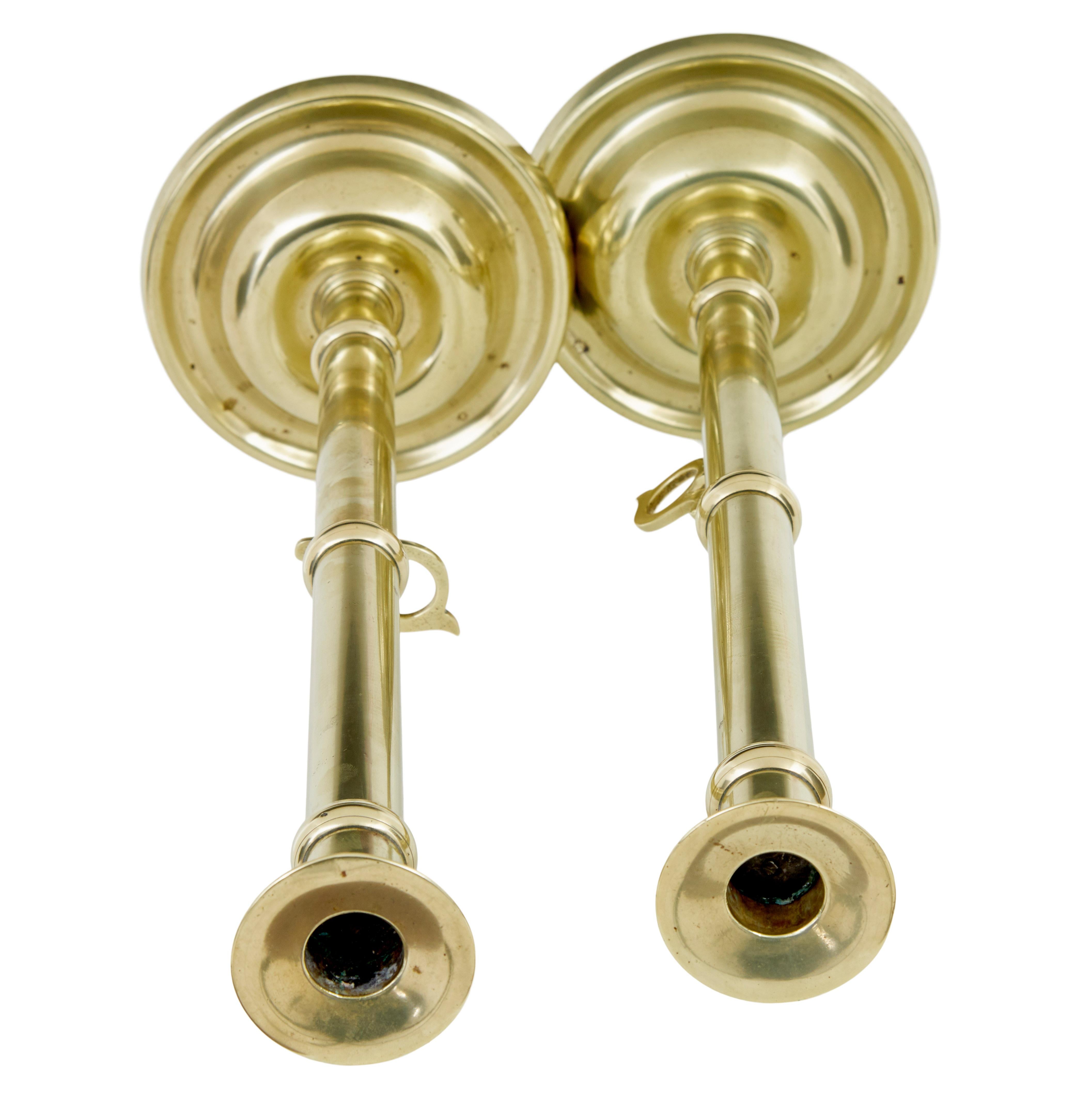 Pair of arts and crafts 19th century brass candlesticks In Good Condition For Sale In Debenham, Suffolk