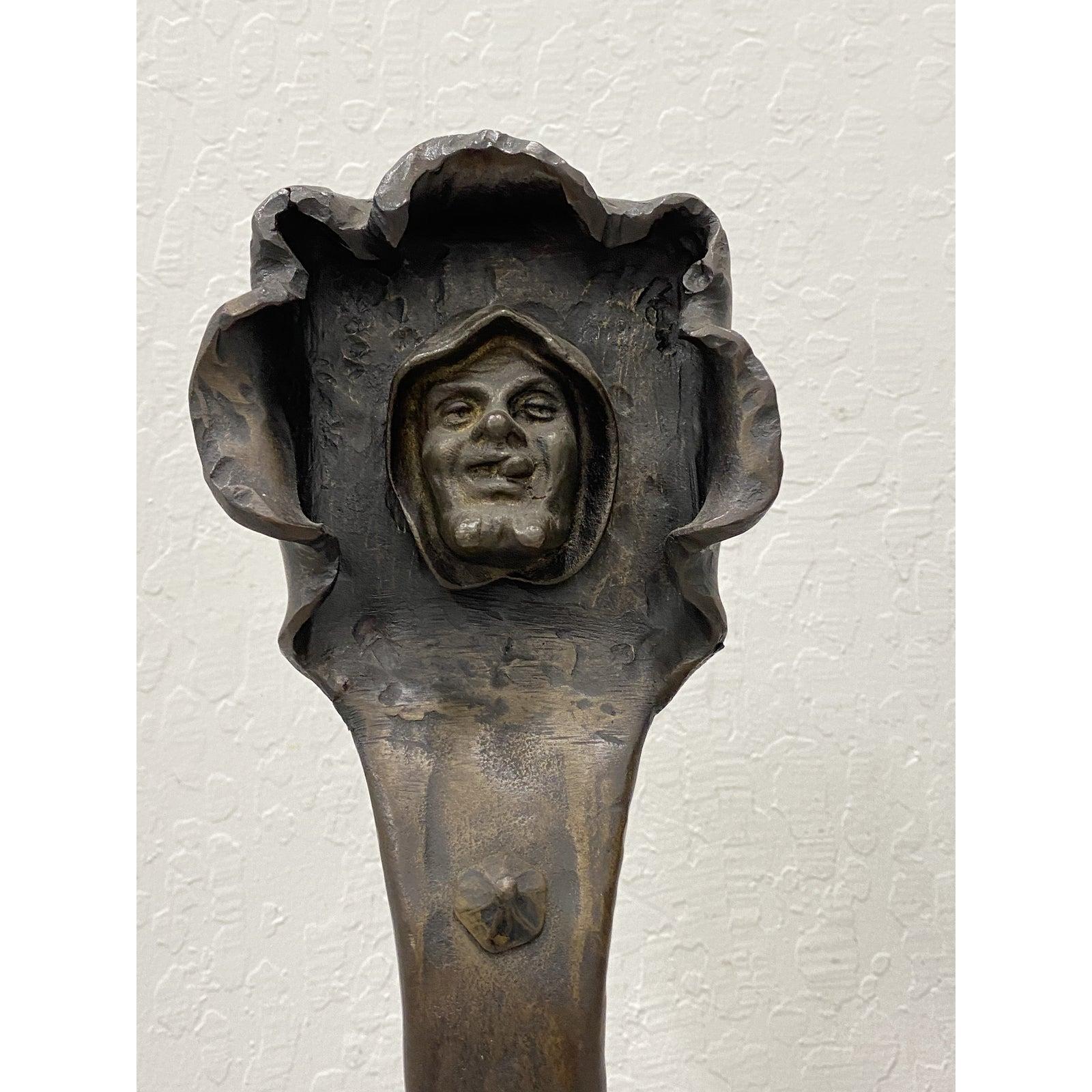 Pareja de morillos Arts & Crafts forjados a mano, hacia 1890-1910

Dimensiones 13,25