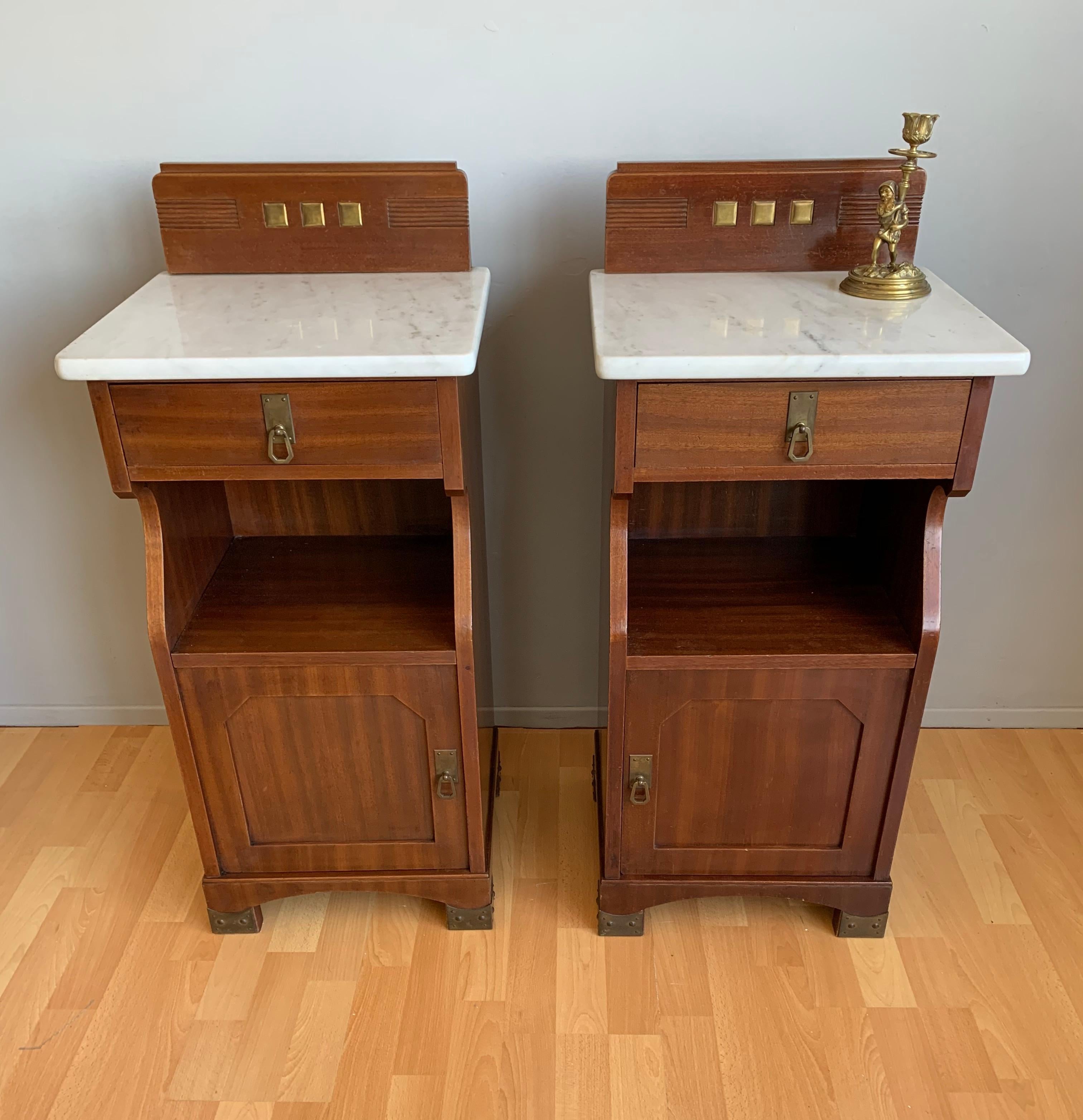 Pair of Arts and Crafts Nutwood Bedside Cabinets / Nightstands with Marble Tops For Sale 12