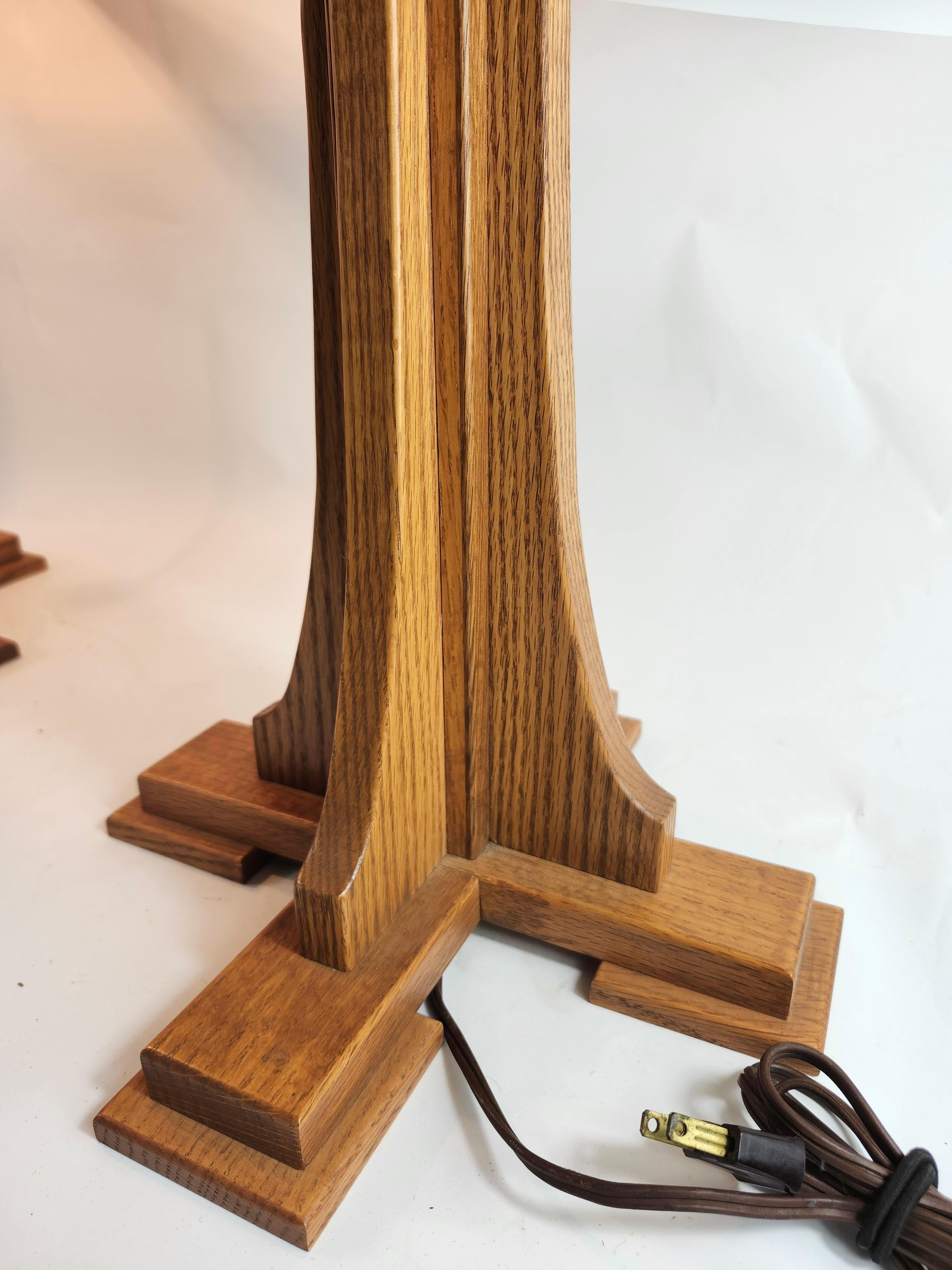 Paire de lampes de bureau de style Mission Prarie School Arts and Crafts en vente 3