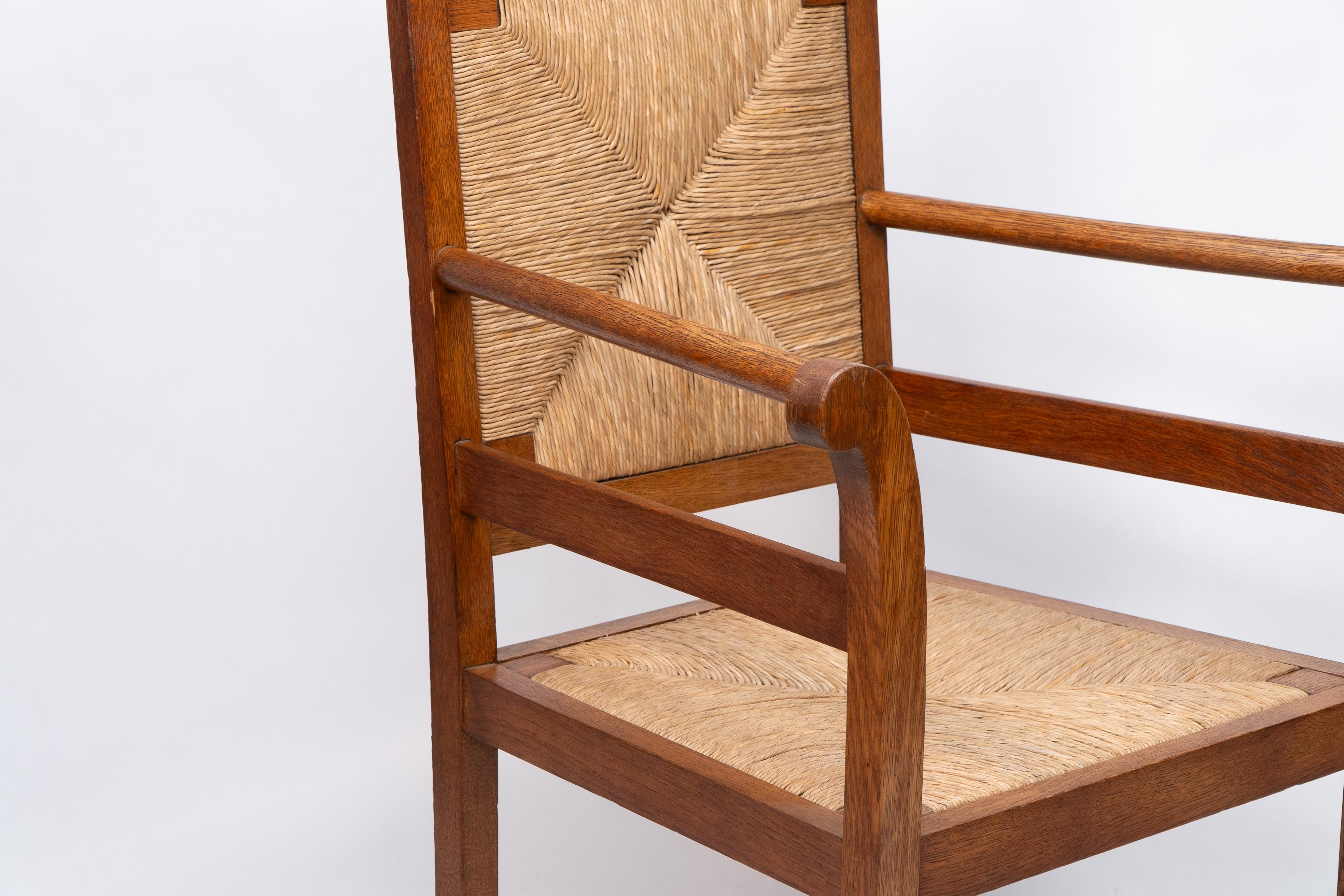 Pair of Arts and Crafts Oak Elbow Chairs, in the Manner of George Walton For Sale 2