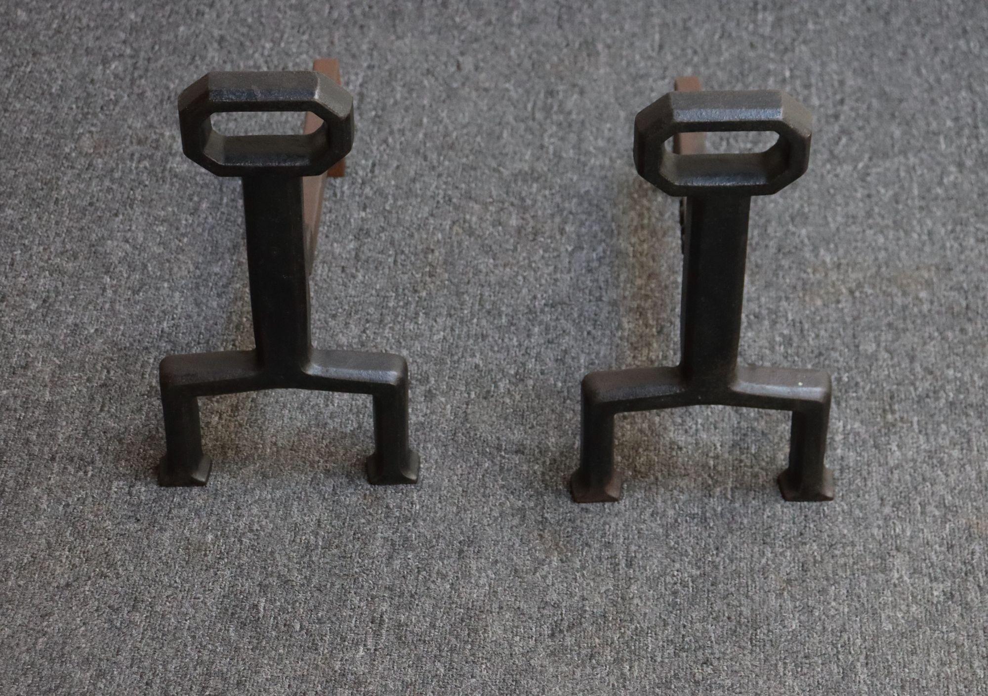 Pair of Arts and Crafts Style Key Hole Iron Andirons In Distressed Condition For Sale In Brooklyn, NY