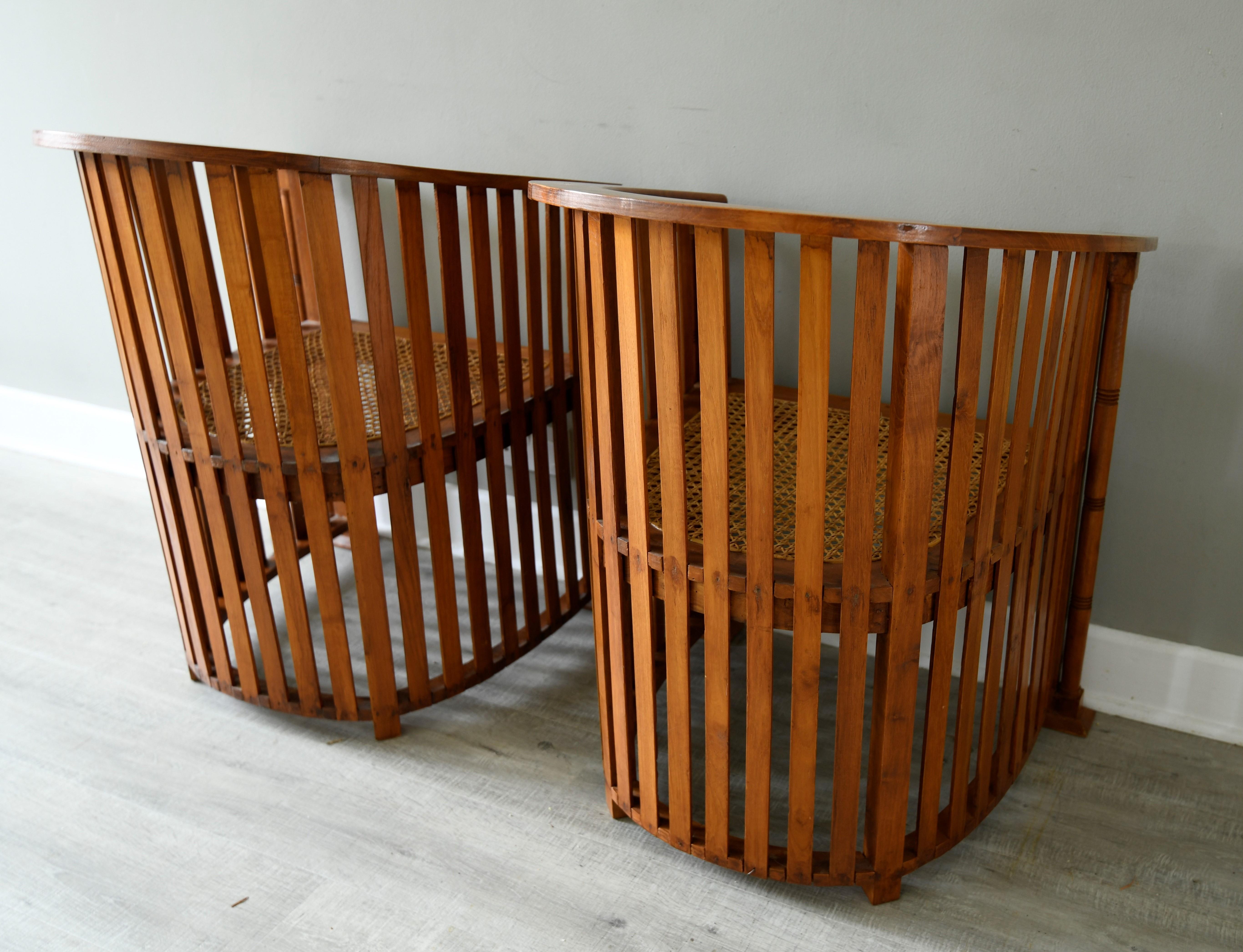 Pair of Arts & Craft Barrel Oak Armchairs In Good Condition In everton lymington, GB