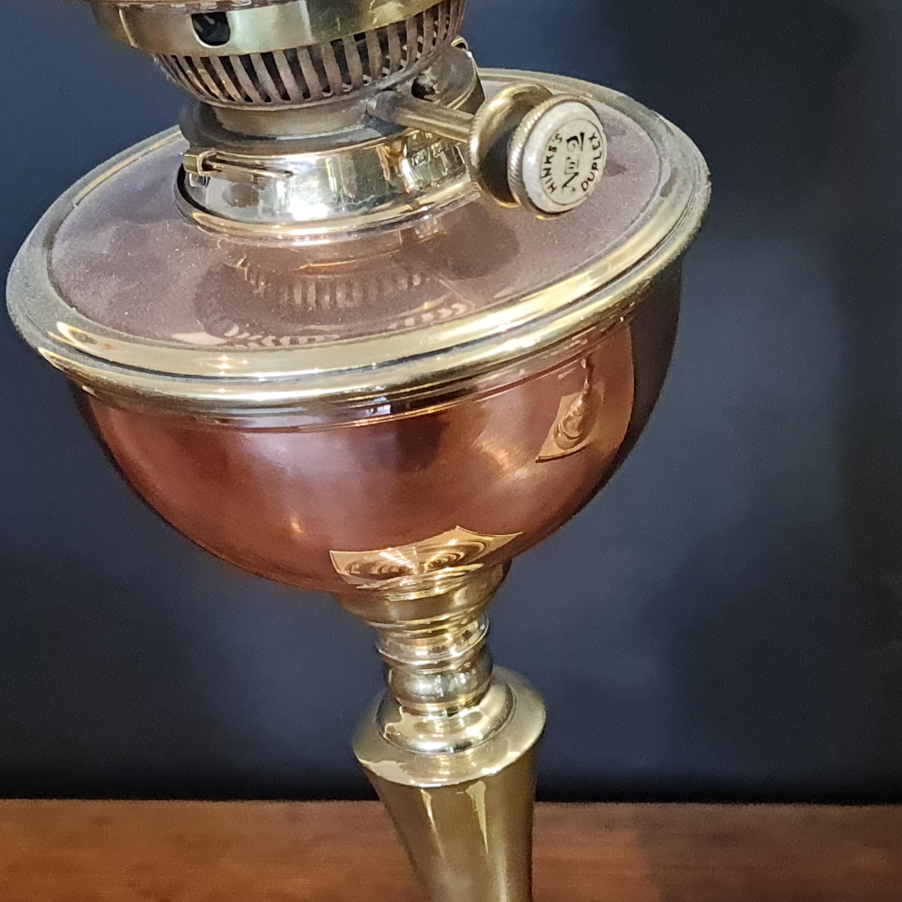 Paar Arts & Crafts Kupfer & Messing umgewandelt Öllampen  von W. A. S. Benson im Zustand „Gut“ im Angebot in Tunbridge Wells, GB