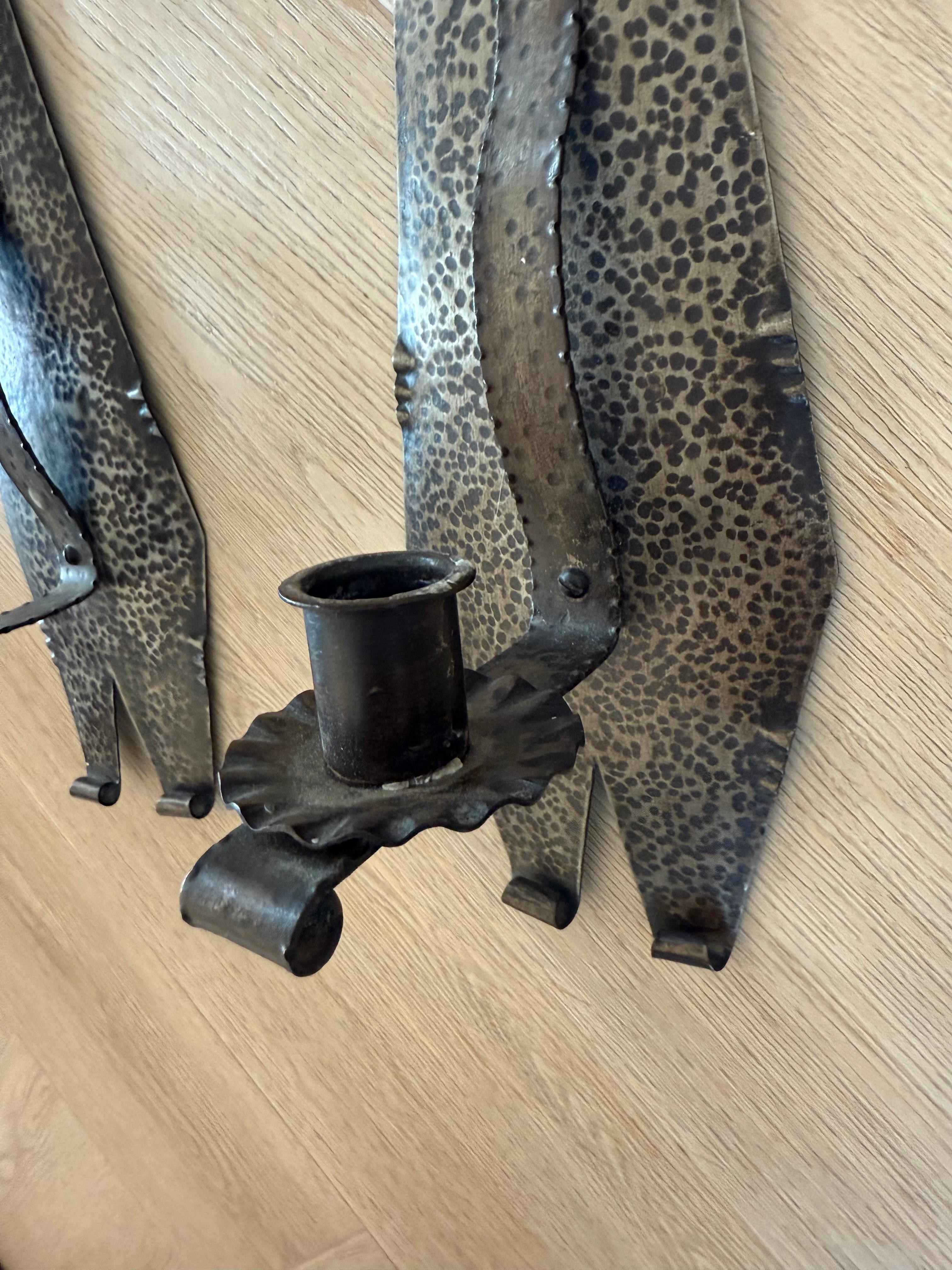 20th Century Pair of Arts & Crafts Hand-Hammered Wrought Iron Wall Sconces, 1920s For Sale