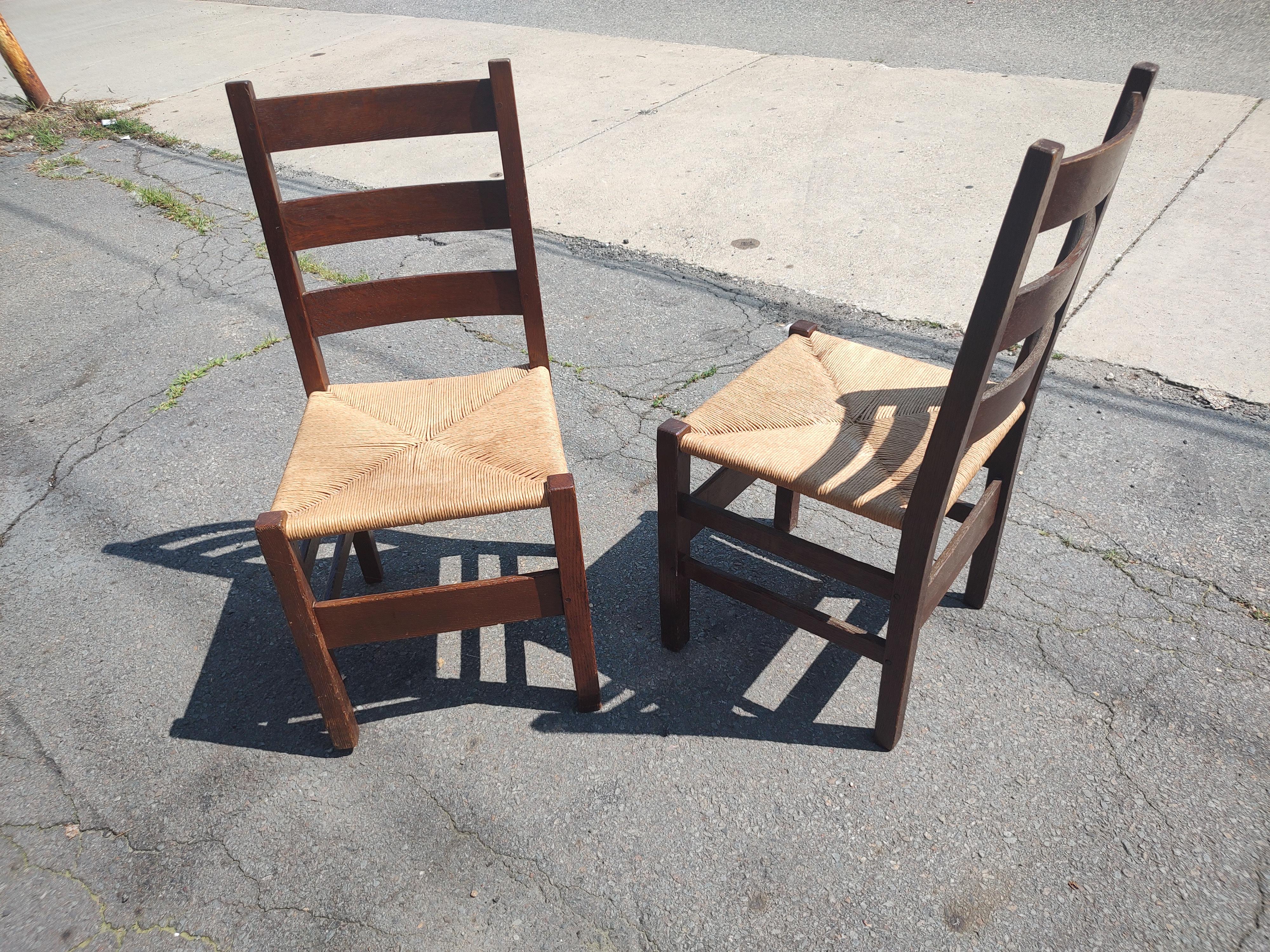 Pair of Arts & Crafts Mission Oak Side Chairs by Gustav Stickley C1910 For Sale 1