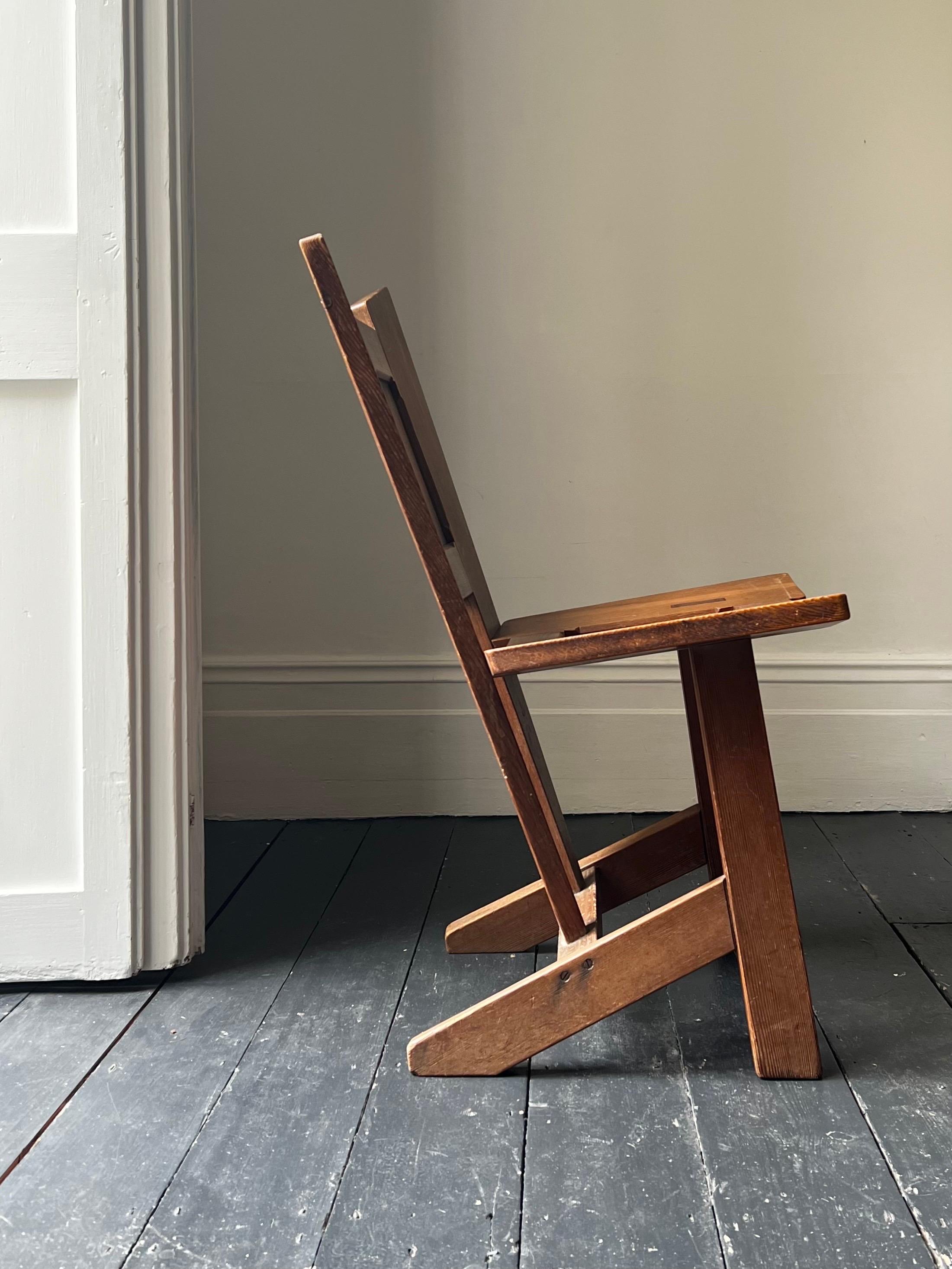 Pin Paire de chaises d'appoint Arts & Crafts, début du 20ème siècle européen en vente